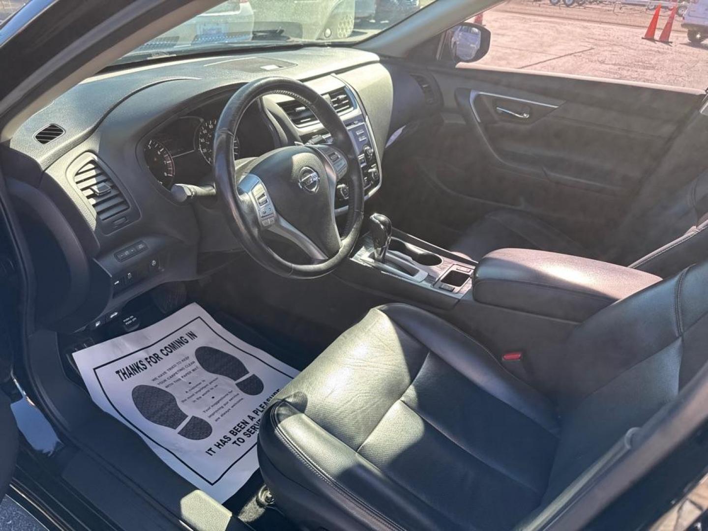 2018 BLACK NISSAN ALTIMA 2.5 SL (1N4AL3AP2JC) with an 2.5L engine, Continuously Variable transmission, located at 2929 9th St. West, Bradenton, 34205, (941) 242-2810, 27.473591, -82.570679 - Thanks for inquring into DriveNation USA! All vehicles listed can be viewed at www.drivenationusa.com for vehicle history reports and additonal info. We cannot quote any terms such as down payments or monthly payments without an application. You can apply directly at www.drivenationusa.com or by con - Photo#10