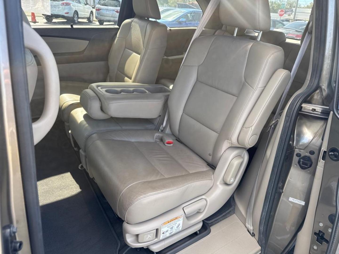 2012 TAN HONDA ODYSSEY TOURING (5FNRL5H97CB) with an 3.5L engine, Automatic transmission, located at 2929 9th St. West, Bradenton, 34205, (941) 242-2810, 27.473591, -82.570679 - Photo#11