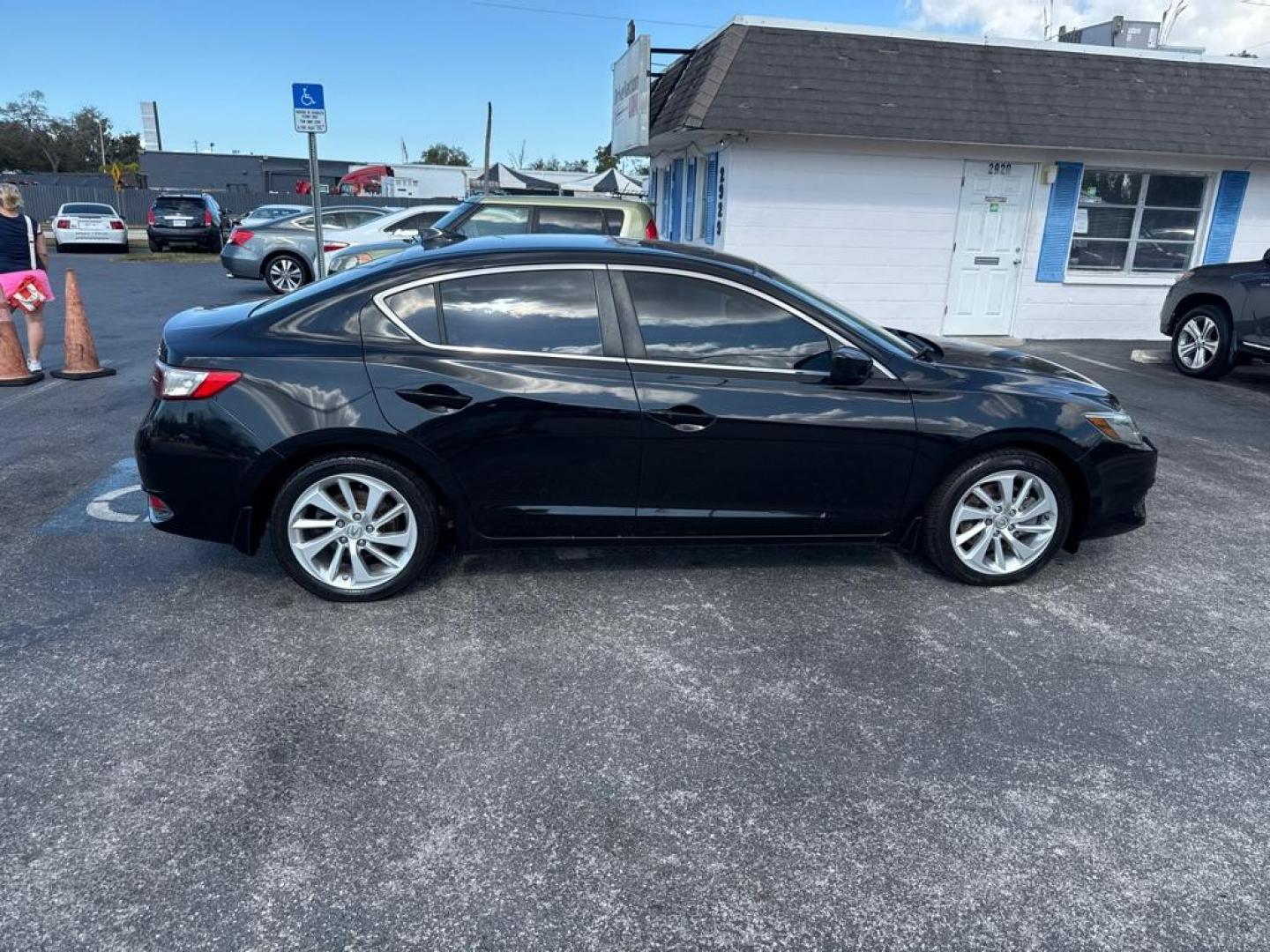 2018 BLACK ACURA ILX PREMIUM (19UDE2F75JA) with an 2.4L engine, Automatic transmission, located at 2929 9th St. West, Bradenton, 34205, (941) 242-2810, 27.473591, -82.570679 - Thanks for inquring into DriveNation USA! All vehicles listed can be viewed at www.drivenationusa.com for vehicle history reports and additonal info. We cannot quote any terms such as down payments or monthly payments without an application. You can apply directly at www.drivenationusa.com or by con - Photo#8