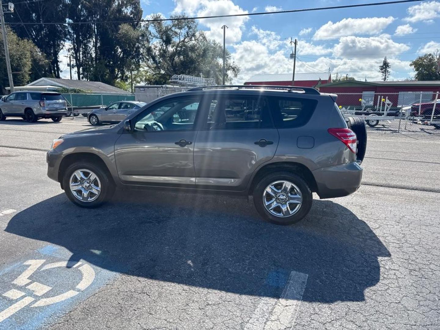 2012 TAN TOYOTA RAV4 LIMITED (2T3ZF4DV9CW) with an 2.5L engine, Automatic transmission, located at 2929 9th St. West, Bradenton, 34205, (941) 242-2810, 27.473591, -82.570679 - Thanks for inquring into DriveNation USA! All vehicles listed can be viewed at www.drivenationusa.com for vehicle history reports and additonal info. We cannot quote any terms such as down payments or monthly payments without an application. You can apply directly at www.drivenationusa.com or by con - Photo#4