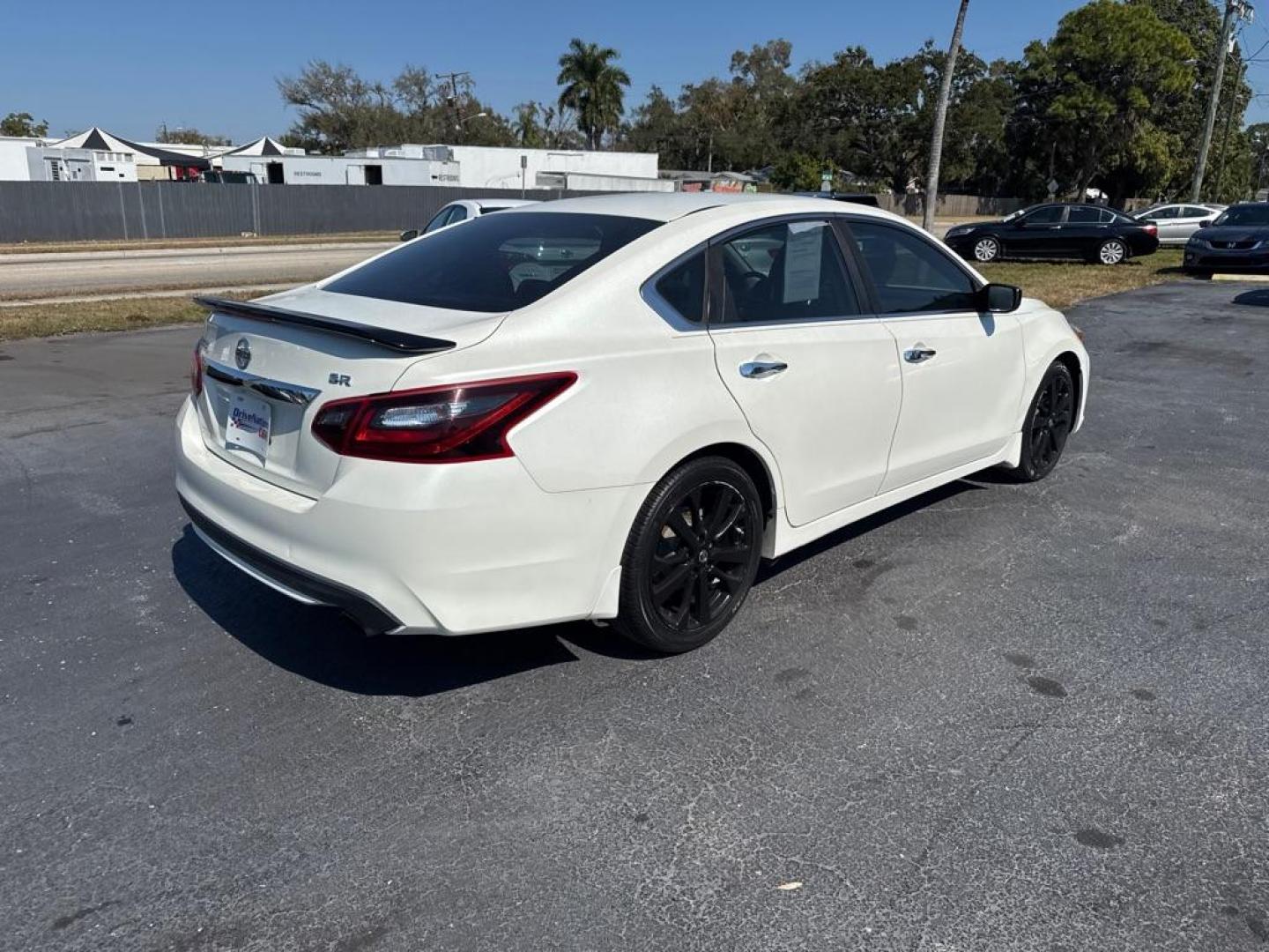 2017 WHITE NISSAN ALTIMA 2.5 SV (1N4AL3AP7HC) with an 2.5L engine, Continuously Variable transmission, located at 2929 9th St. West, Bradenton, 34205, (941) 242-2810, 27.473591, -82.570679 - Thanks for inquring into DriveNation USA! All vehicles listed can be viewed at www.drivenationusa.com for vehicle history reports and additonal info. We cannot quote any terms such as down payments or monthly payments without an application. You can apply directly at www.drivenationusa.com or by con - Photo#6
