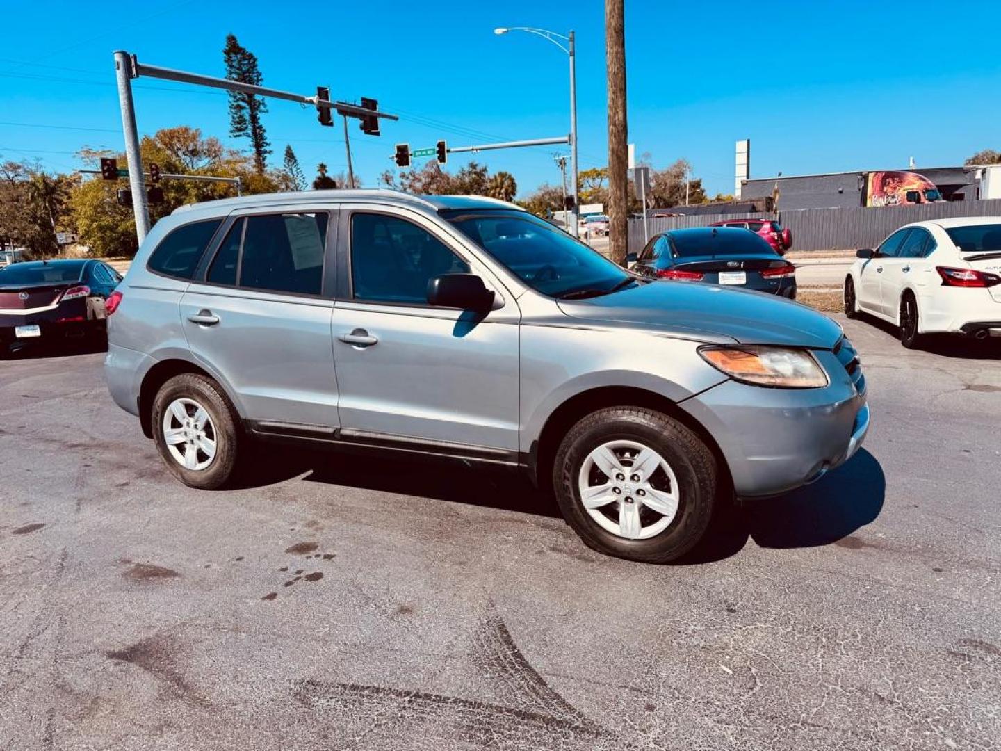 2009 BLUE HYUNDAI SANTA FE GLS (5NMSG13D39H) with an 2.7L engine, Automatic transmission, located at 2929 9th St. West, Bradenton, 34205, (941) 242-2810, 27.473591, -82.570679 - Thanks for inquring into DriveNation USA! All vehicles listed can be viewed at www.drivenationusa.com for vehicle history reports and additonal info. We cannot quote any terms such as down payments or monthly payments without an application. You can apply directly at www.drivenationusa.com or by con - Photo#1
