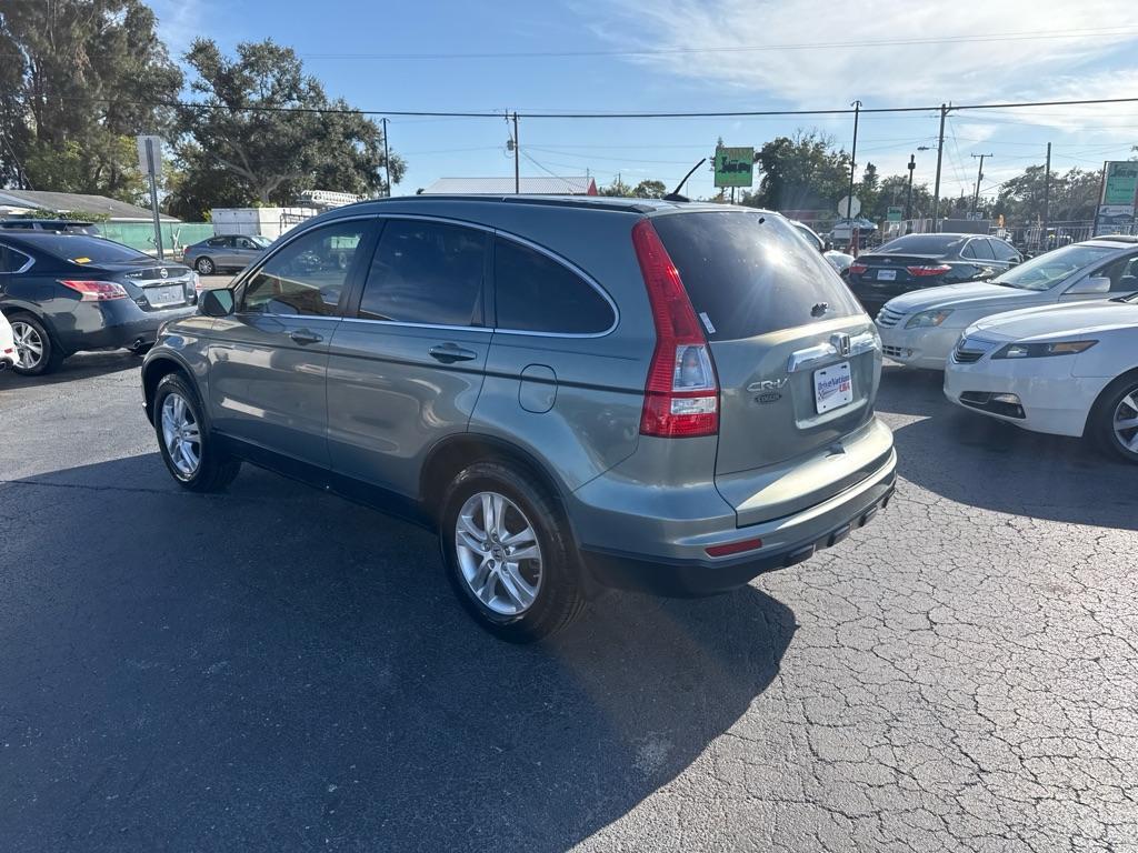 2008 BLUE HONDA CR-V LX (JHLRE38348C) with an 2.4L engine, Automatic transmission, located at 2929 9th St. West, Bradenton, 34205, (941) 242-2810, 27.473591, -82.570679 - Thanks for inquring into DriveNation USA! All vehicles listed can be viewed at www.drivenationusa.com for vehicle history reports and additonal info. We cannot quote any terms such as down payments or monthly payments without an application. You can apply directly at www.drivenationusa.com or by con - Photo#5