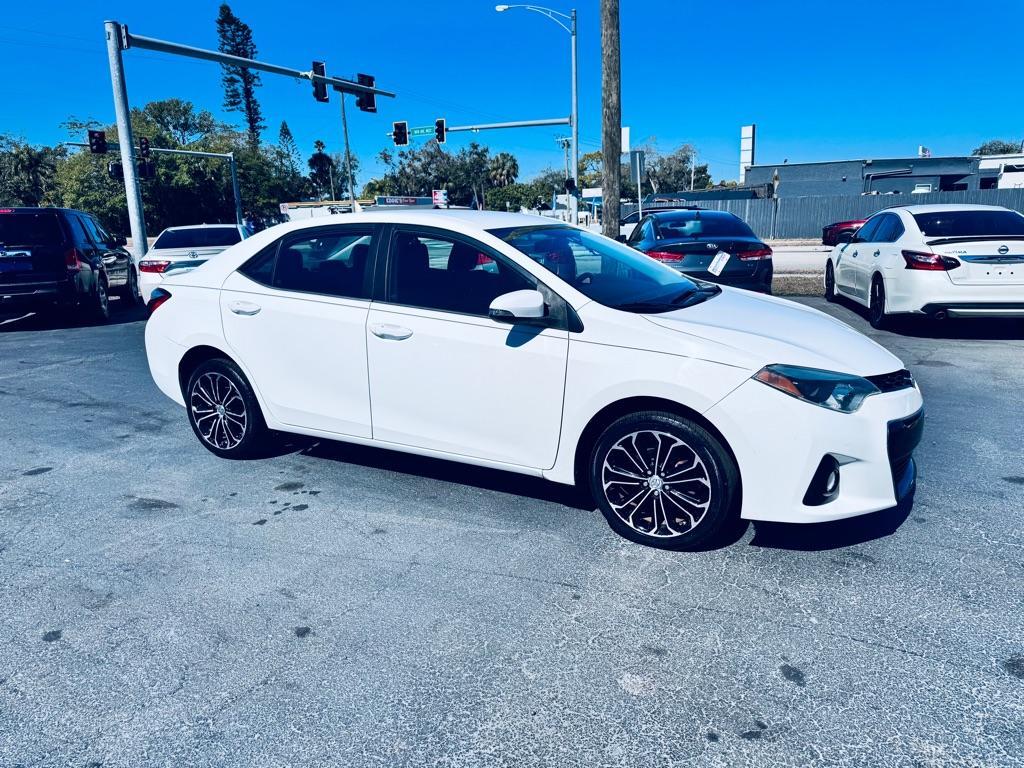 2015 WHITE TOYOTA COROLLA S TYPE (5YFBURHE0FP) with an 1.8L engine, Automatic transmission, located at 2929 9th St. West, Bradenton, 34205, (941) 242-2810, 27.473591, -82.570679 - Thanks for inquring into DriveNation USA! All vehicles listed can be viewed at www.drivenationusa.com for vehicle history reports and additonal info. We cannot quote any terms such as down payments or monthly payments without an application. You can apply directly at www.drivenationusa.com or by con - Photo#1