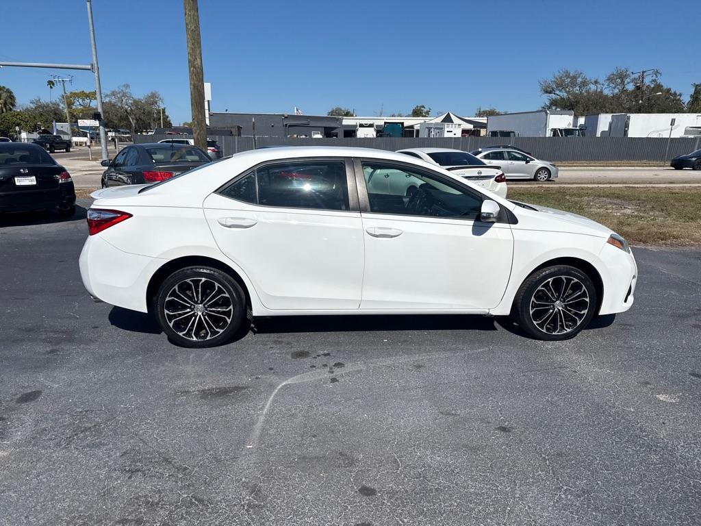 2015 WHITE TOYOTA COROLLA S TYPE (5YFBURHE0FP) with an 1.8L engine, Automatic transmission, located at 2929 9th St. West, Bradenton, 34205, (941) 242-2810, 27.473591, -82.570679 - Thanks for inquring into DriveNation USA! All vehicles listed can be viewed at www.drivenationusa.com for vehicle history reports and additonal info. We cannot quote any terms such as down payments or monthly payments without an application. You can apply directly at www.drivenationusa.com or by con - Photo#8