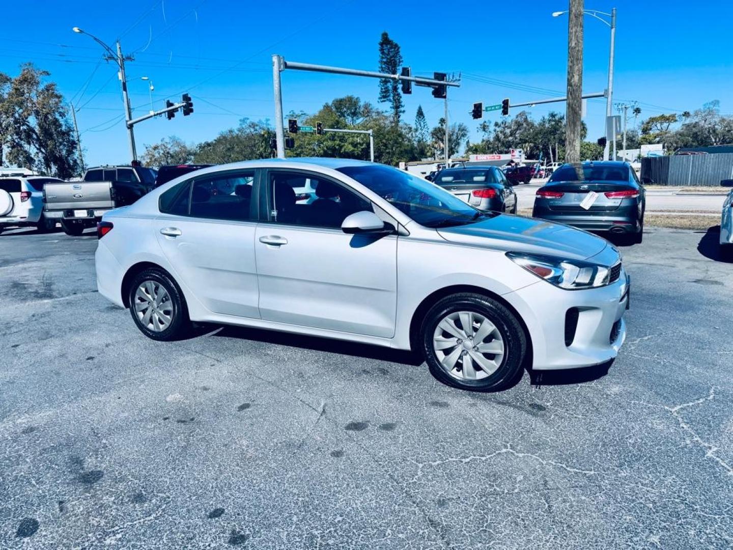2020 GRAY KIA RIO LX (3KPA24AD0LE) with an 1.6L engine, Continuously Variable transmission, located at 2929 9th St. West, Bradenton, 34205, (941) 242-2810, 27.473591, -82.570679 - Thanks for inquring into DriveNation USA! All vehicles listed can be viewed at www.drivenationusa.com for vehicle history reports and additonal info. We cannot quote any terms such as down payments or monthly payments without an application. You can apply directly at www.drivenationusa.com or by con - Photo#0