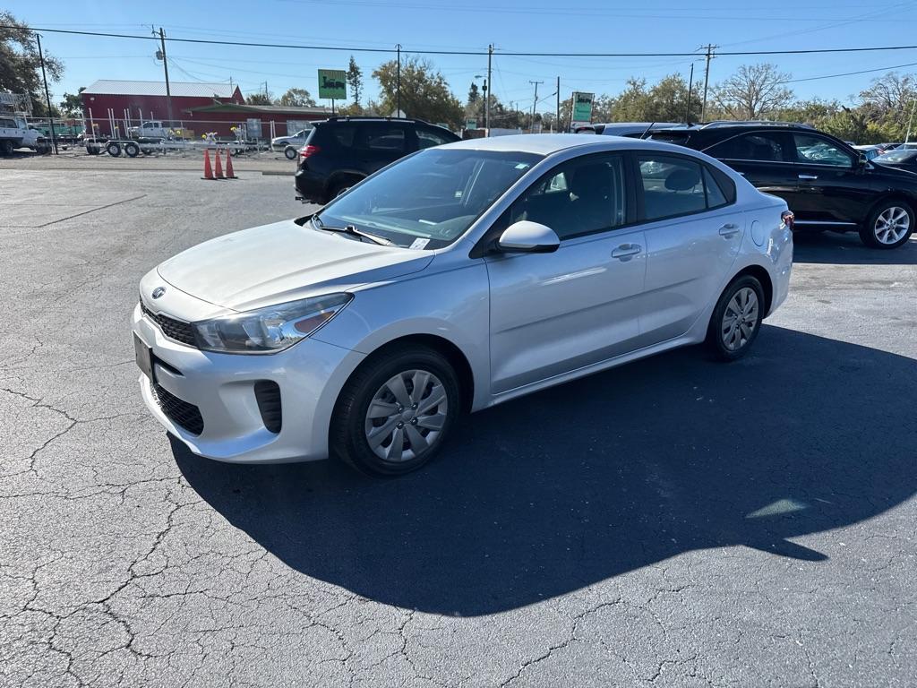 2020 GRAY KIA RIO LX (3KPA24AD0LE) with an 1.6L engine, Continuously Variable transmission, located at 2929 9th St. West, Bradenton, 34205, (941) 242-2810, 27.473591, -82.570679 - Thanks for inquring into DriveNation USA! All vehicles listed can be viewed at www.drivenationusa.com for vehicle history reports and additonal info. We cannot quote any terms such as down payments or monthly payments without an application. You can apply directly at www.drivenationusa.com or by con - Photo#3