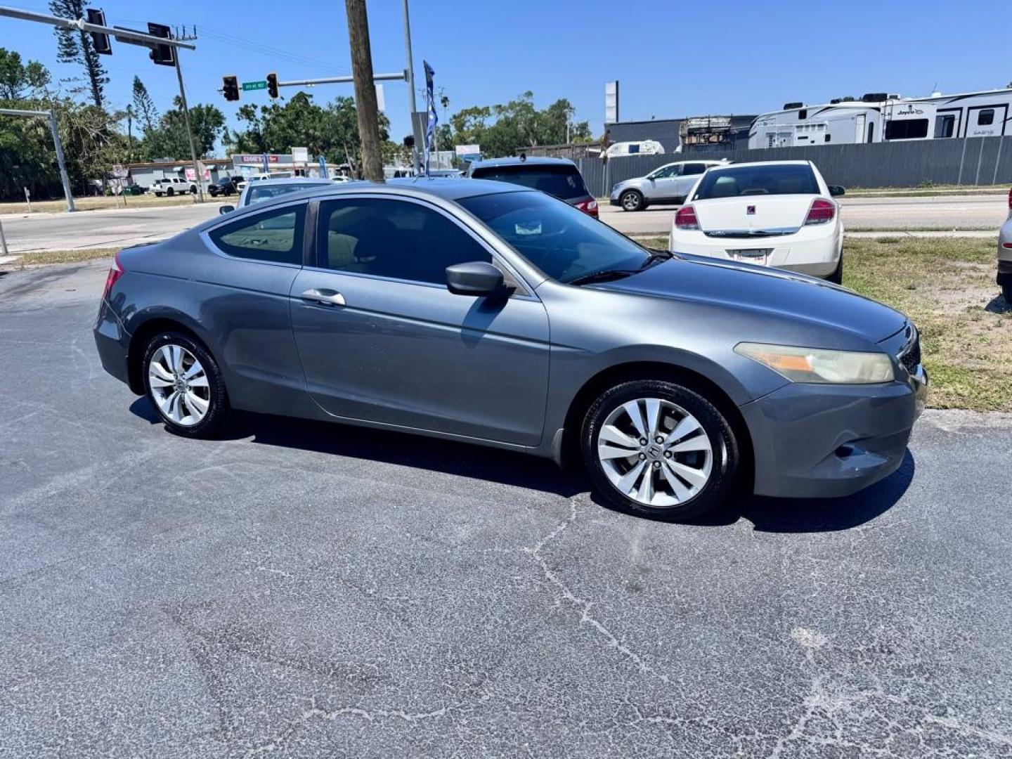 2009 GRAY HONDA ACCORD EXL (1HGCS22819A) with an 3.5L engine, Automatic transmission, located at 2929 9th St. West, Bradenton, 34205, (941) 242-2810, 27.473591, -82.570679 - Thanks for inquring into DriveNation USA! All vehicles listed can be viewed at www.drivenationusa.com for vehicle history reports and additonal info. We cannot quote any terms such as down payments or monthly payments without an application. You can apply directly at www.drivenationusa.com or by con - Photo#0