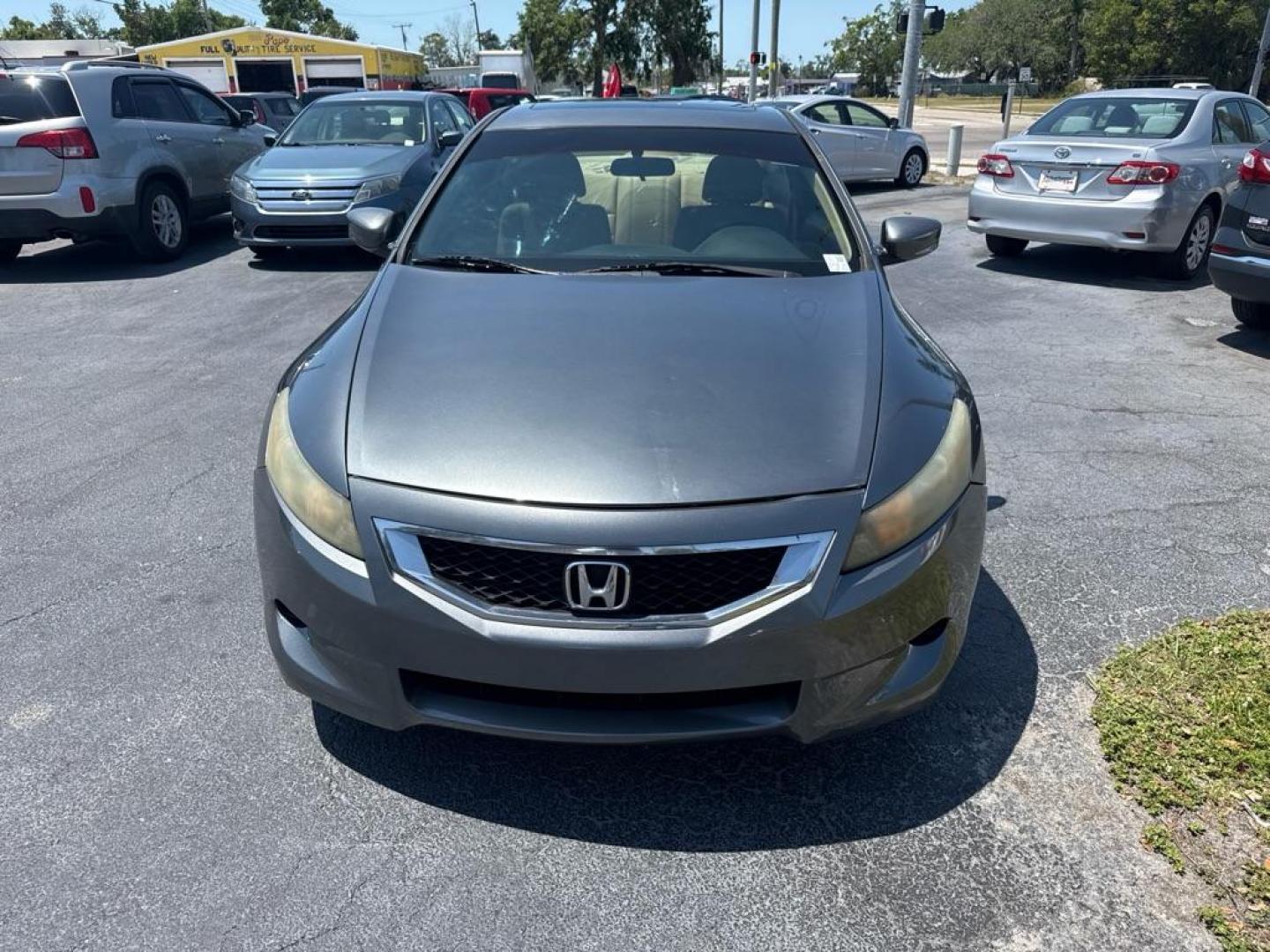 2009 GRAY HONDA ACCORD EXL (1HGCS22819A) with an 3.5L engine, Automatic transmission, located at 2929 9th St. West, Bradenton, 34205, (941) 242-2810, 27.473591, -82.570679 - Thanks for inquring into DriveNation USA! All vehicles listed can be viewed at www.drivenationusa.com for vehicle history reports and additonal info. We cannot quote any terms such as down payments or monthly payments without an application. You can apply directly at www.drivenationusa.com or by con - Photo#2