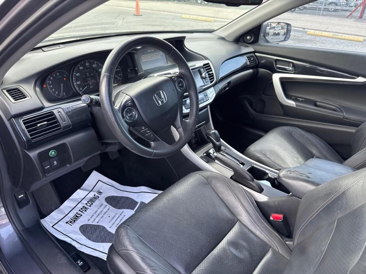 2015 GRAY HONDA ACCORD EXL (1HGCT1B85FA) with an 2.4L engine, Continuously Variable transmission, located at 2929 9th St. West, Bradenton, 34205, (941) 242-2810, 27.473591, -82.570679 - Thanks for inquring into DriveNation USA! All vehicles listed can be viewed at www.drivenationusa.com for vehicle history reports and additonal info. We cannot quote any terms such as down payments or monthly payments without an application. You can apply directly at www.drivenationusa.com or by con - Photo#9