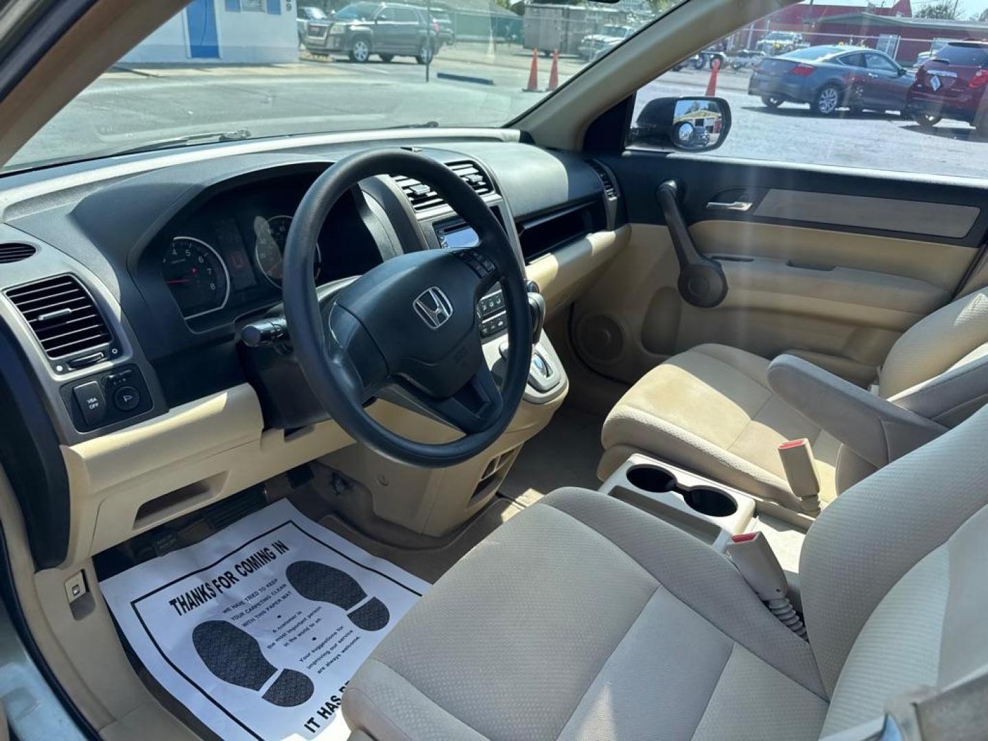 2009 GREEN HONDA CR-V LX (5J6RE38369L) with an 2.4L engine, Automatic transmission, located at 2929 9th St. West, Bradenton, 34205, (941) 242-2810, 27.473591, -82.570679 - Thanks for inquring into DriveNation USA! All vehicles listed can be viewed at www.drivenationusa.com for vehicle history reports and additonal info. We cannot quote any terms such as down payments or monthly payments without an application. You can apply directly at www.drivenationusa.com or by con - Photo#9