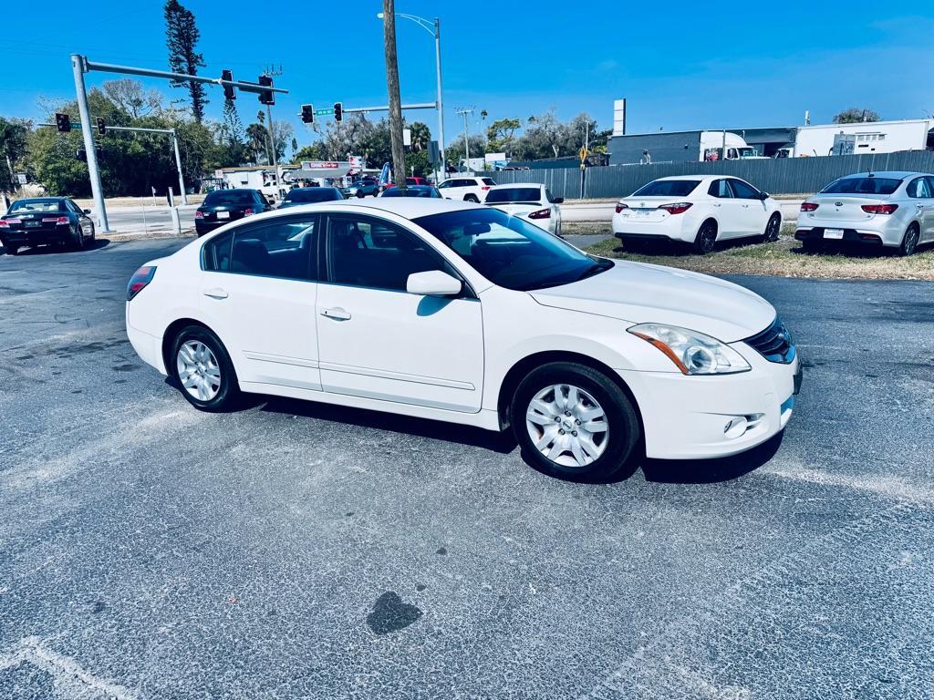 2012 WHITE NISSAN ALTIMA BASE (1N4AL2AP4CC) with an 2.5L engine, Continuously Variable transmission, located at 2929 9th St. West, Bradenton, 34205, (941) 242-2810, 27.473591, -82.570679 - Thanks for inquring into DriveNation USA! All vehicles listed can be viewed at www.drivenationusa.com for vehicle history reports and additonal info. We cannot quote any terms such as down payments or monthly payments without an application. You can apply directly at www.drivenationusa.com or by con- Photo#0