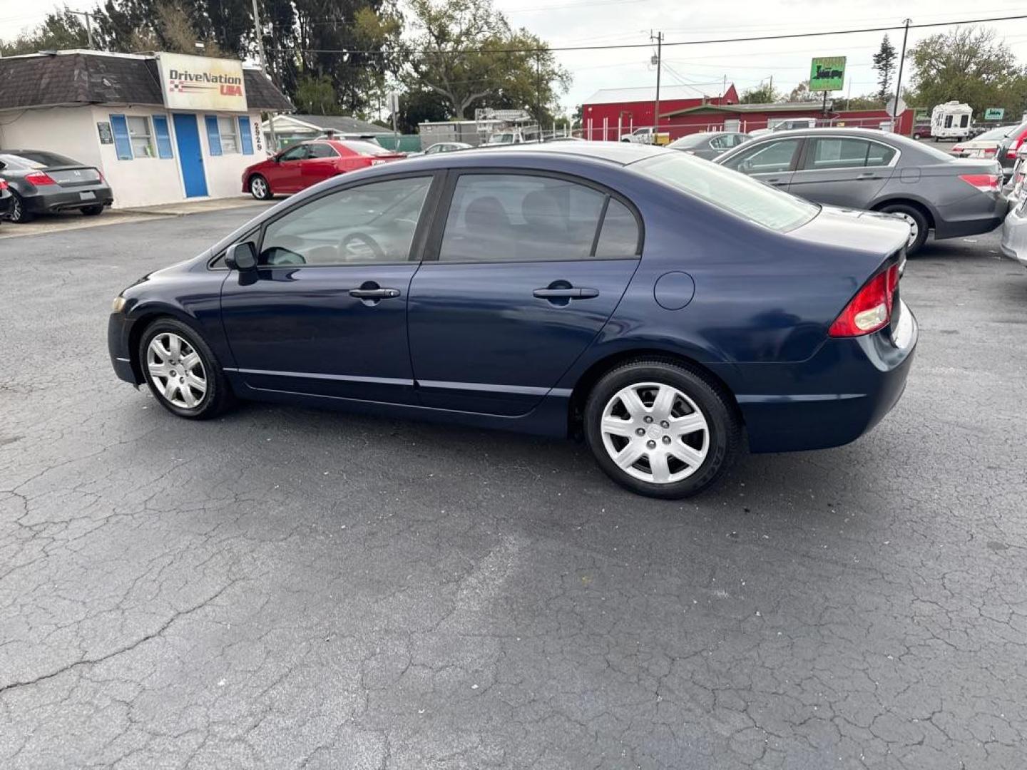 2010 BLUE HONDA CIVIC LX (19XFA1F50AE) with an 1.8L engine, Automatic transmission, located at 2929 9th St. West, Bradenton, 34205, (941) 242-2810, 27.473591, -82.570679 - Thanks for inquring into DriveNation USA! All vehicles listed can be viewed at www.drivenationusa.com for vehicle history reports and additonal info. We cannot quote any terms such as down payments or monthly payments without an application. You can apply directly at www.drivenationusa.com or by con - Photo#7