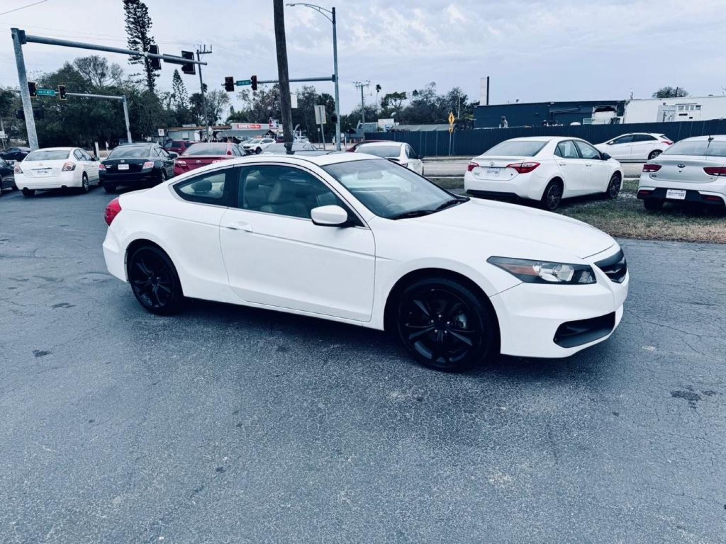 2011 WHITE HONDA ACCORD EXL (1HGCS2B81BA) with an 3.5L engine, Automatic transmission, located at 2929 9th St. West, Bradenton, 34205, (941) 242-2810, 27.473591, -82.570679 - Thanks for inquring into DriveNation USA! All vehicles listed can be viewed at www.drivenationusa.com for vehicle history reports and additonal info. We cannot quote any terms such as down payments or monthly payments without an application. You can apply directly at www.drivenationusa.com or by con - Photo#3