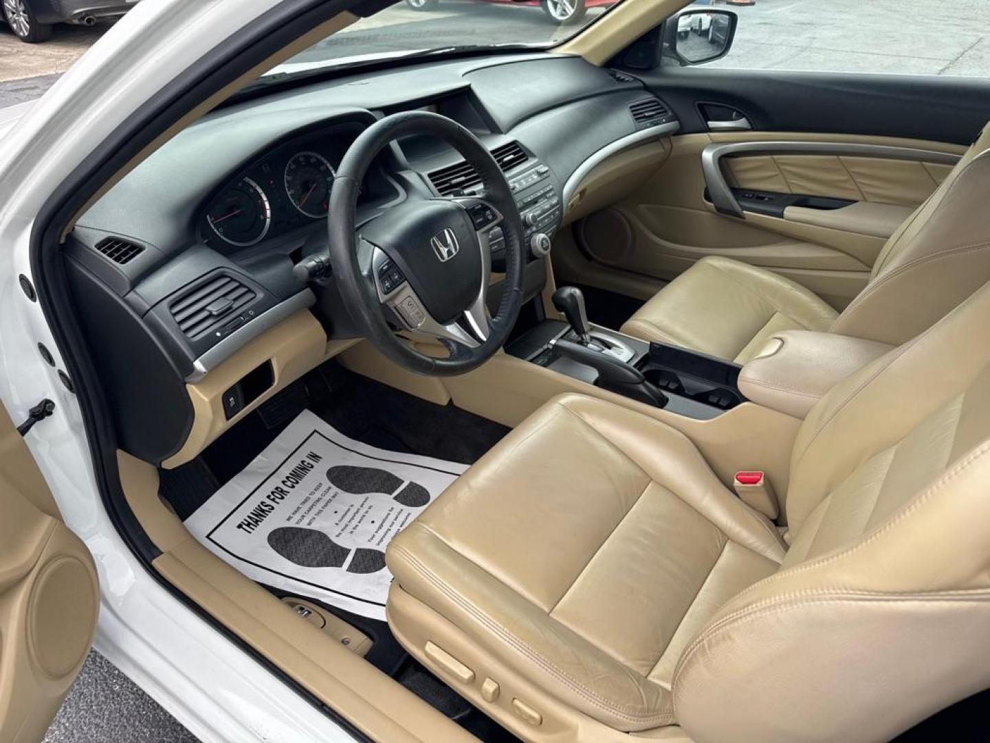 2011 WHITE HONDA ACCORD EXL (1HGCS2B81BA) with an 3.5L engine, Automatic transmission, located at 2929 9th St. West, Bradenton, 34205, (941) 242-2810, 27.473591, -82.570679 - Thanks for inquring into DriveNation USA! All vehicles listed can be viewed at www.drivenationusa.com for vehicle history reports and additonal info. We cannot quote any terms such as down payments or monthly payments without an application. You can apply directly at www.drivenationusa.com or by con - Photo#13