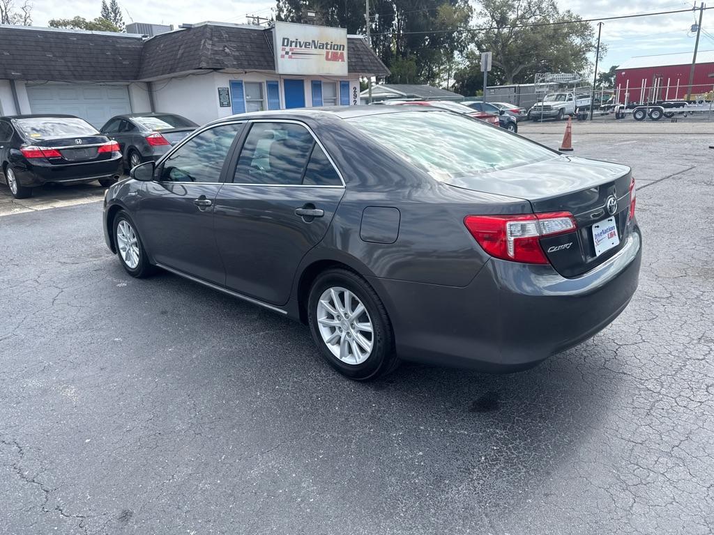 2014 GRAY TOYOTA CAMRY HYBRID (4T1BD1FK0EU) with an 2.5L engine, Continuously Variable transmission, located at 2929 9th St. West, Bradenton, 34205, (941) 242-2810, 27.473591, -82.570679 - Thanks for inquring into DriveNation USA! All vehicles listed can be viewed at www.drivenationusa.com for vehicle history reports and additonal info. We cannot quote any terms such as down payments or monthly payments without an application. You can apply directly at www.drivenationusa.com or by con - Photo#6