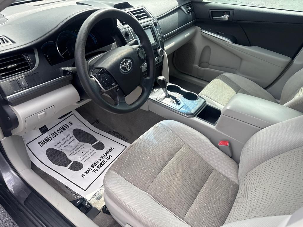 2014 GRAY TOYOTA CAMRY HYBRID (4T1BD1FK0EU) with an 2.5L engine, Continuously Variable transmission, located at 2929 9th St. West, Bradenton, 34205, (941) 242-2810, 27.473591, -82.570679 - Thanks for inquring into DriveNation USA! All vehicles listed can be viewed at www.drivenationusa.com for vehicle history reports and additonal info. We cannot quote any terms such as down payments or monthly payments without an application. You can apply directly at www.drivenationusa.com or by con - Photo#12