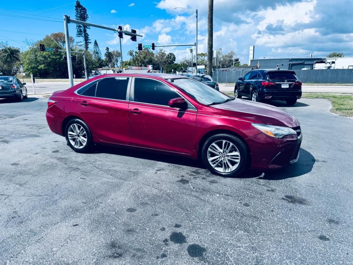 2015 RED TOYOTA CAMRY LE (4T1BF1FK2FU) with an 2.5L engine, Automatic transmission, located at 2929 9th St. West, Bradenton, 34205, (941) 242-2810, 27.473591, -82.570679 - Thanks for inquring into DriveNation USA! All vehicles listed can be viewed at www.drivenationusa.com for vehicle history reports and additonal info. We cannot quote any terms such as down payments or monthly payments without an application. You can apply directly at www.drivenationusa.com or by con - Photo#2