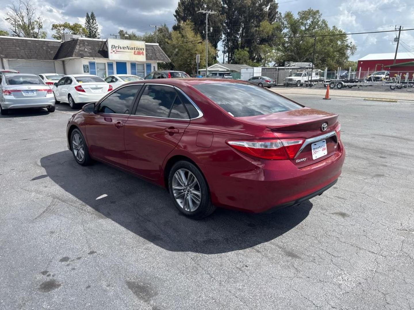 2015 RED TOYOTA CAMRY LE (4T1BF1FK2FU) with an 2.5L engine, Automatic transmission, located at 2929 9th St. West, Bradenton, 34205, (941) 242-2810, 27.473591, -82.570679 - Thanks for inquring into DriveNation USA! All vehicles listed can be viewed at www.drivenationusa.com for vehicle history reports and additonal info. We cannot quote any terms such as down payments or monthly payments without an application. You can apply directly at www.drivenationusa.com or by con - Photo#6