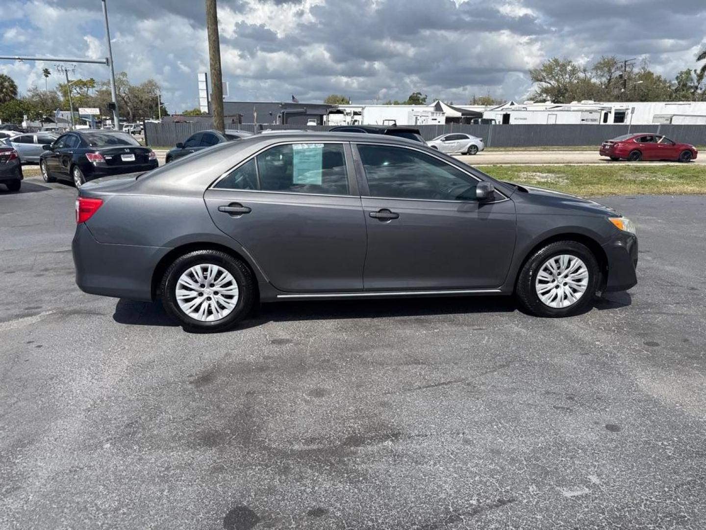 2012 GRAY TOYOTA CAMRY SE (4T1BF1FK4CU) with an 2.5L engine, Automatic transmission, located at 2929 9th St. West, Bradenton, 34205, (941) 242-2810, 27.473591, -82.570679 - Thanks for inquring into DriveNation USA! All vehicles listed can be viewed at www.drivenationusa.com for vehicle history reports and additonal info. We cannot quote any terms such as down payments or monthly payments without an application. You can apply directly at www.drivenationusa.com or by con - Photo#9