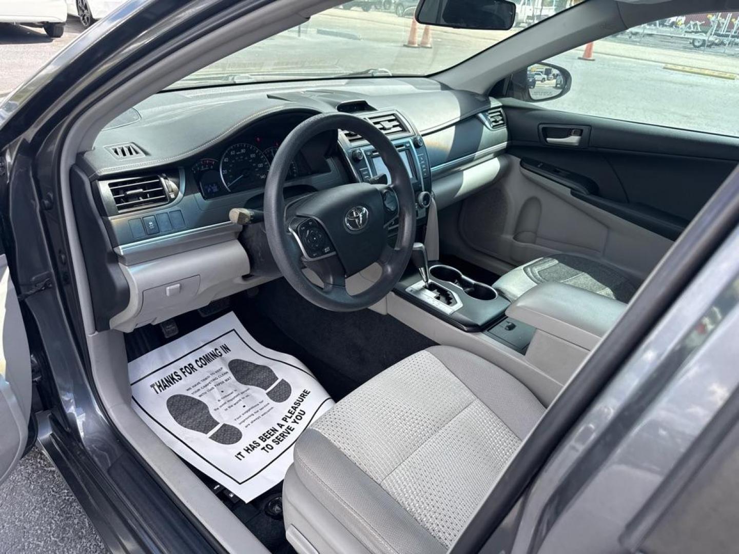 2012 GRAY TOYOTA CAMRY SE (4T1BF1FK4CU) with an 2.5L engine, Automatic transmission, located at 2929 9th St. West, Bradenton, 34205, (941) 242-2810, 27.473591, -82.570679 - Thanks for inquring into DriveNation USA! All vehicles listed can be viewed at www.drivenationusa.com for vehicle history reports and additonal info. We cannot quote any terms such as down payments or monthly payments without an application. You can apply directly at www.drivenationusa.com or by con - Photo#10