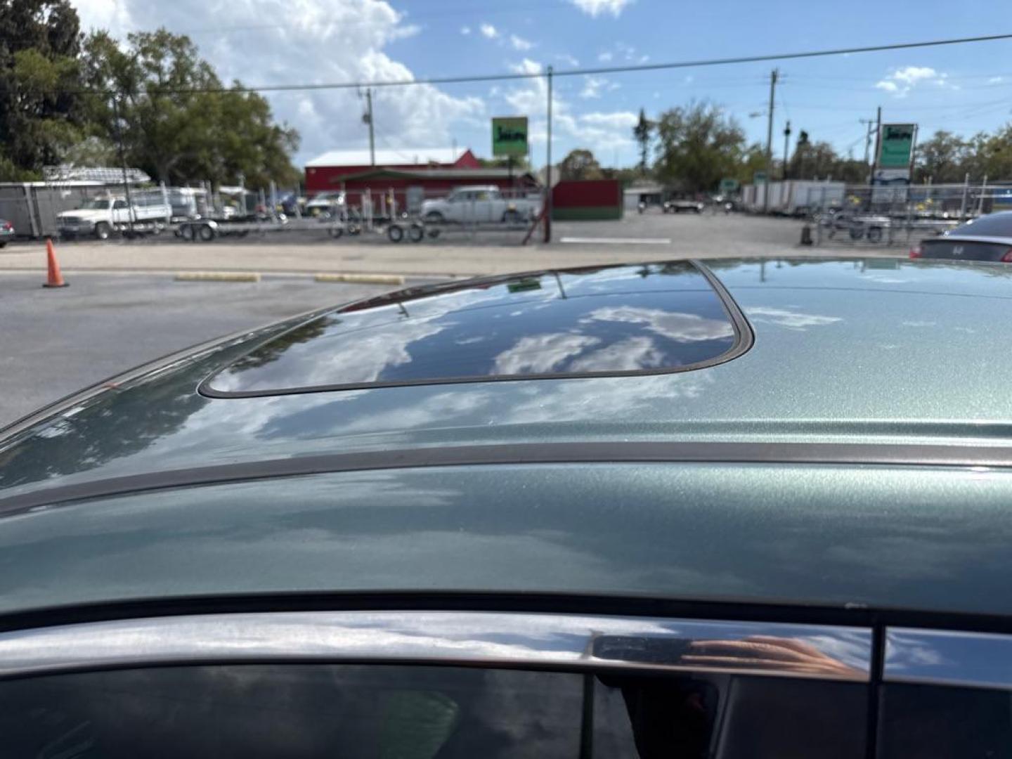 2008 GREEN HONDA ACCORD EXL (1HGCP36898A) with an 3.5L engine, Automatic transmission, located at 2929 9th St. West, Bradenton, 34205, (941) 242-2810, 27.473591, -82.570679 - Thanks for inquring into DriveNation USA! All vehicles listed can be viewed at www.drivenationusa.com for vehicle history reports and additonal info. We cannot quote any terms such as down payments or monthly payments without an application. You can apply directly at www.drivenationusa.com or by con - Photo#11