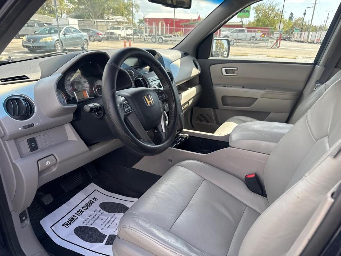 2011 GREEN HONDA PILOT EXL (5FNYF3H50BB) with an 3.5L engine, Automatic transmission, located at 2929 9th St. West, Bradenton, 34205, (941) 242-2810, 27.473591, -82.570679 - Photo#11