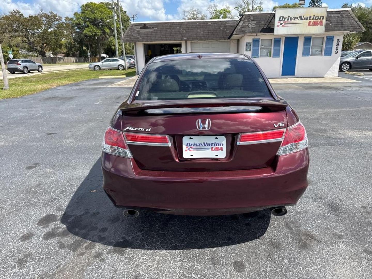 2011 RED HONDA ACCORD EXL (1HGCP3F82BA) with an 3.5L engine, Automatic transmission, located at 2929 9th St. West, Bradenton, 34205, (941) 242-2810, 27.473591, -82.570679 - Photo#8
