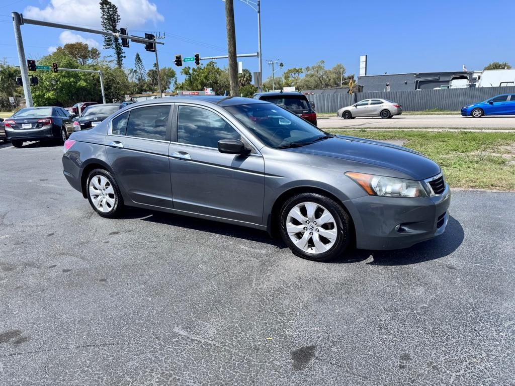 2009 GRAY HONDA ACCORD EXL (1HGCP36839A) with an 3.5L engine, Automatic transmission, located at 2929 9th St. West, Bradenton, 34205, (941) 242-2810, 27.473591, -82.570679 - Thanks for inquring into DriveNation USA! All vehicles listed can be viewed at www.drivenationusa.com for vehicle history reports and additonal info. We cannot quote any terms such as down payments or monthly payments without an application. You can apply directly at www.drivenationusa.com or by con - Photo#1