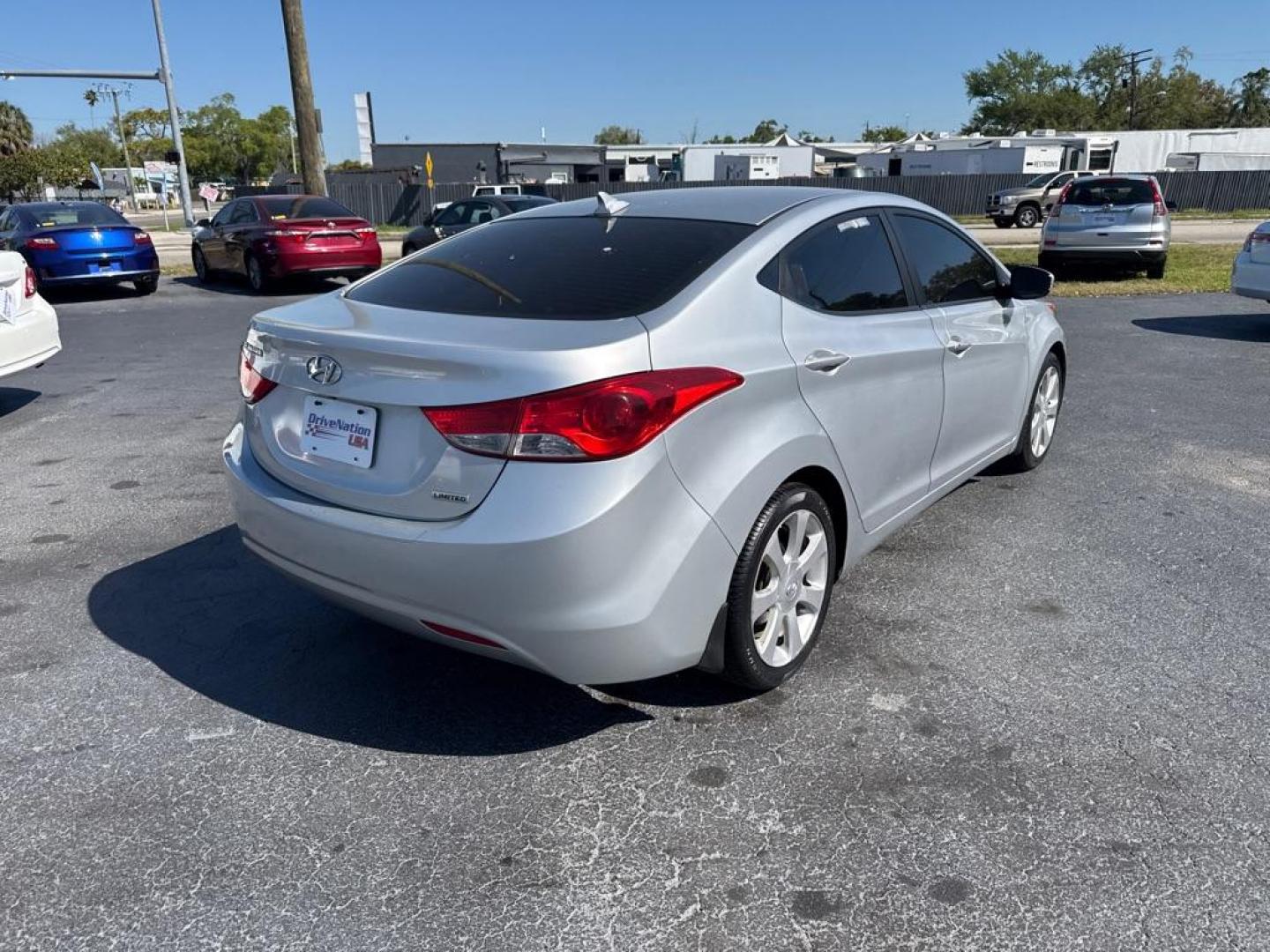 2013 SILVER HYUNDAI ELANTRA GLS (5NPDH4AE8DH) with an 1.8L engine, Automatic transmission, located at 2929 9th St. West, Bradenton, 34205, (941) 242-2810, 27.473591, -82.570679 - Photo#8