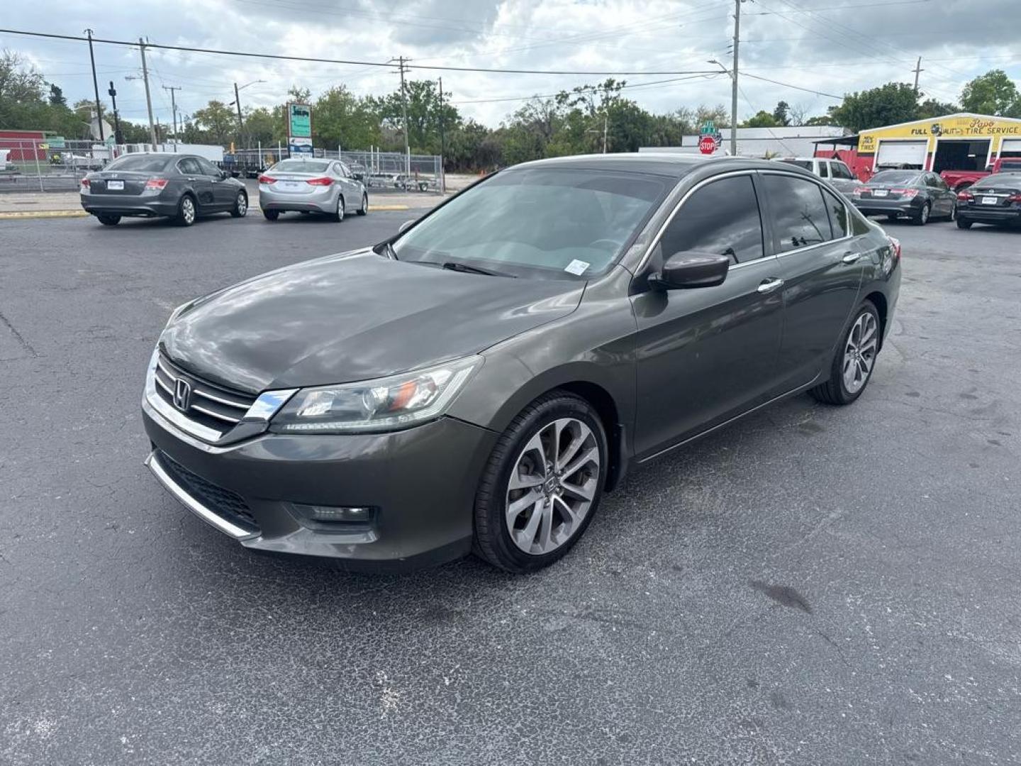 2014 BLACK HONDA ACCORD SPORT (1HGCR2F59EA) with an 2.4L engine, Continuously Variable transmission, located at 2929 9th St. West, Bradenton, 34205, (941) 242-2810, 27.473591, -82.570679 - Photo#3
