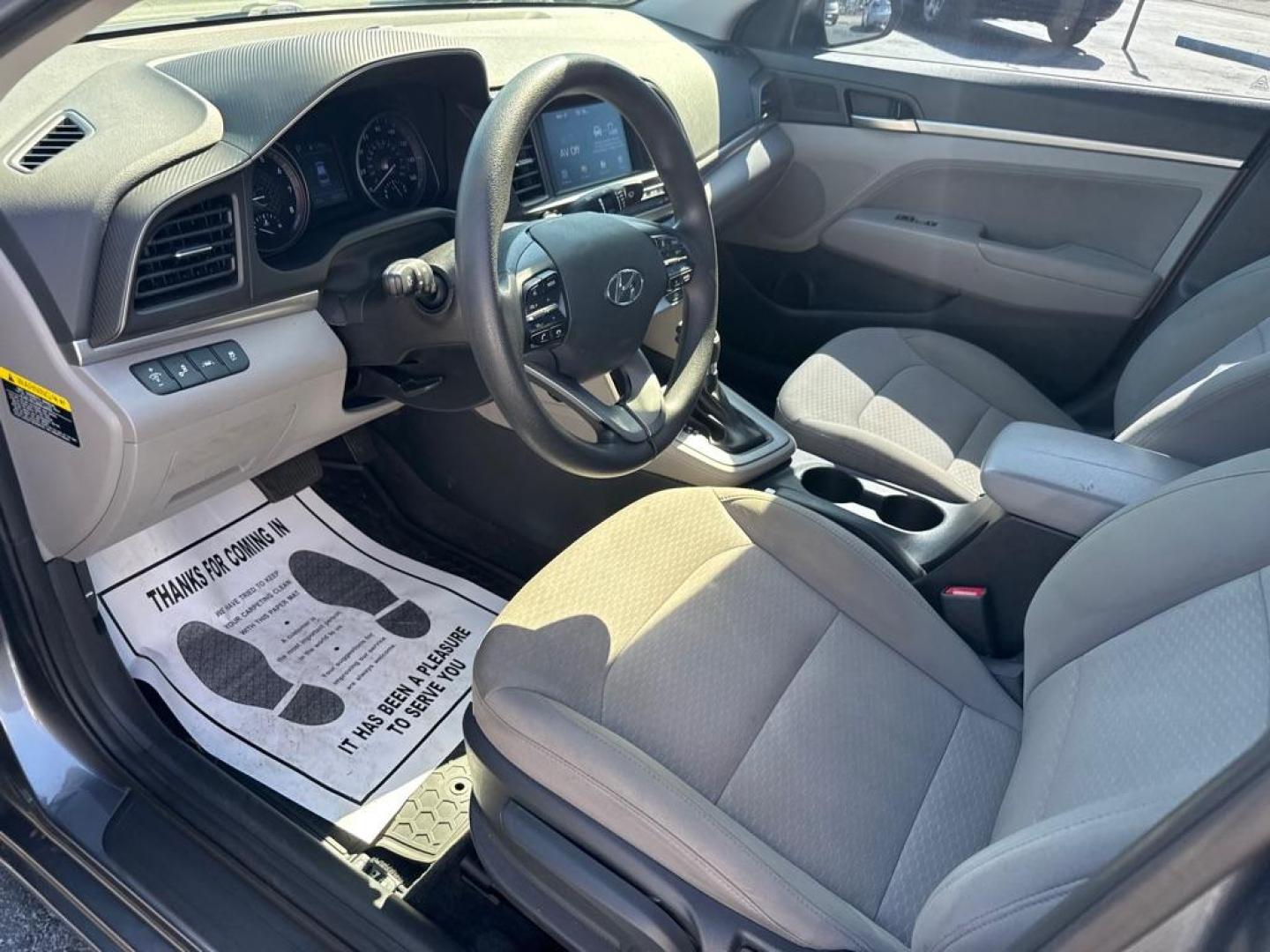 2019 GRAY HYUNDAI ELANTRA SEL (5NPD84LF2KH) with an 2.0L engine, Automatic transmission, located at 2929 9th St. West, Bradenton, 34205, (941) 242-2810, 27.473591, -82.570679 - Photo#9