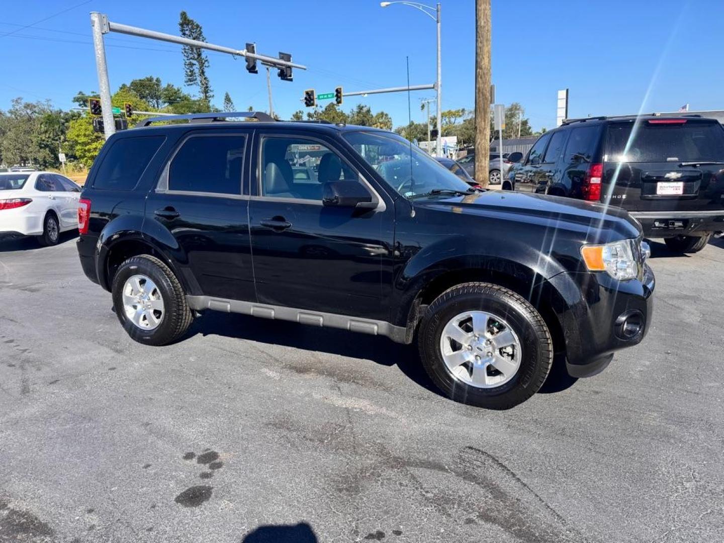 2012 BLACK FORD ESCAPE XLS (1FMCU0C76CK) with an 2.5L engine, Automatic transmission, located at 2929 9th St. West, Bradenton, 34205, (941) 242-2810, 27.473591, -82.570679 - Thanks for inquring into DriveNation USA! All vehicles listed can be viewed at www.drivenationusa.com for vehicle history reports and additonal info. We cannot quote any terms such as down payments or monthly payments without an application. You can apply directly at www.drivenationusa.com or by con - Photo#1