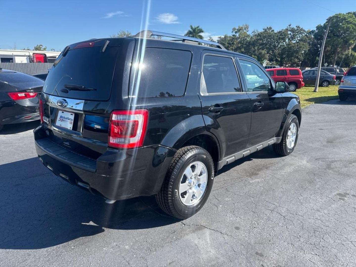 2012 BLACK FORD ESCAPE XLS (1FMCU0C76CK) with an 2.5L engine, Automatic transmission, located at 2929 9th St. West, Bradenton, 34205, (941) 242-2810, 27.473591, -82.570679 - Thanks for inquring into DriveNation USA! All vehicles listed can be viewed at www.drivenationusa.com for vehicle history reports and additonal info. We cannot quote any terms such as down payments or monthly payments without an application. You can apply directly at www.drivenationusa.com or by con - Photo#5