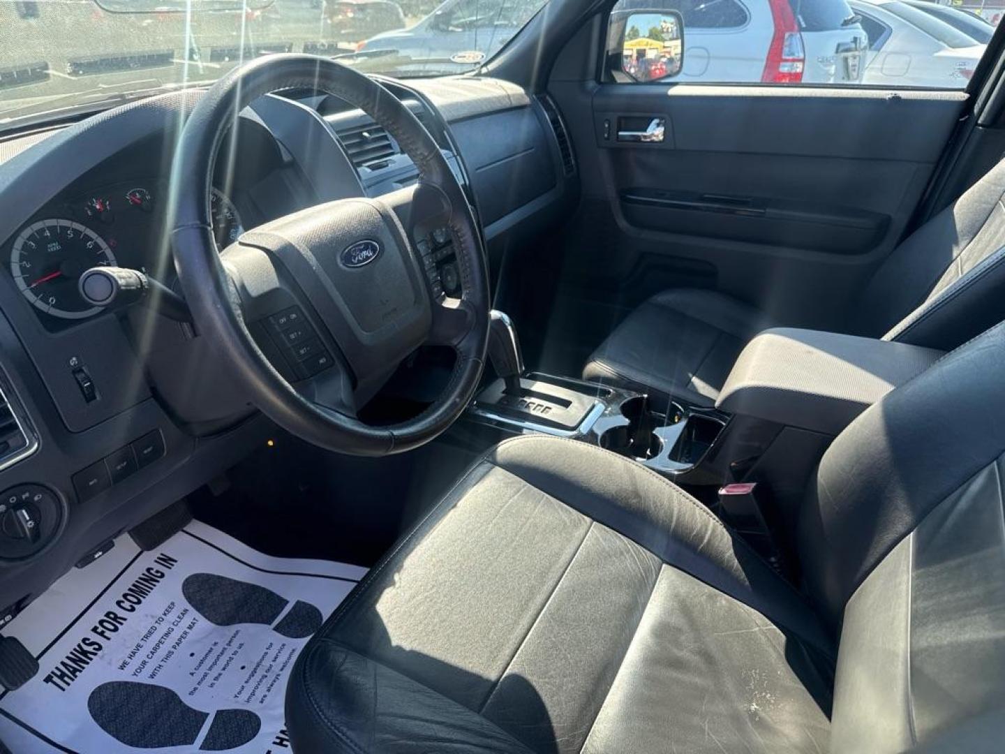 2012 BLACK FORD ESCAPE XLS (1FMCU0C76CK) with an 2.5L engine, Automatic transmission, located at 2929 9th St. West, Bradenton, 34205, (941) 242-2810, 27.473591, -82.570679 - Thanks for inquring into DriveNation USA! All vehicles listed can be viewed at www.drivenationusa.com for vehicle history reports and additonal info. We cannot quote any terms such as down payments or monthly payments without an application. You can apply directly at www.drivenationusa.com or by con - Photo#7