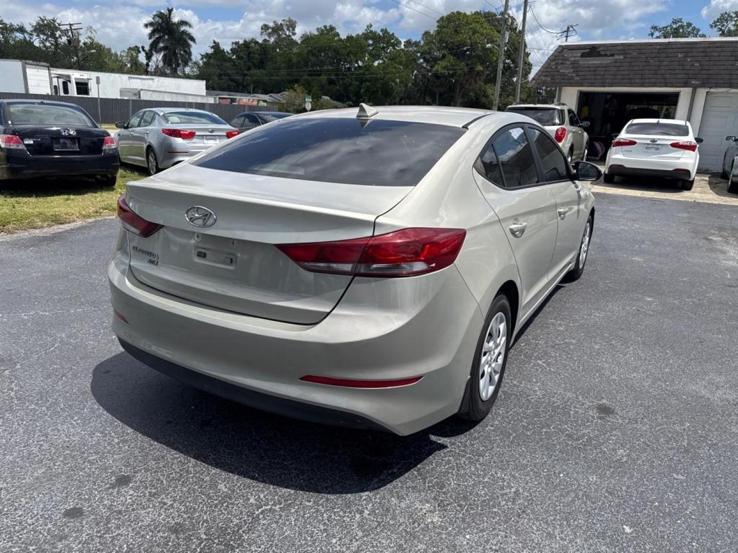 2017 TAN HYUNDAI ELANTRA SE (KMHD74LF7HU) with an 2.0L engine, Automatic transmission, located at 2929 9th St. West, Bradenton, 34205, (941) 242-2810, 27.473591, -82.570679 - Thanks for inquring into DriveNation USA! All vehicles listed can be viewed at www.drivenationusa.com for vehicle history reports and additonal info. We cannot quote any terms such as down payments or monthly payments without an application. You can apply directly at www.drivenationusa.com or by con - Photo#6