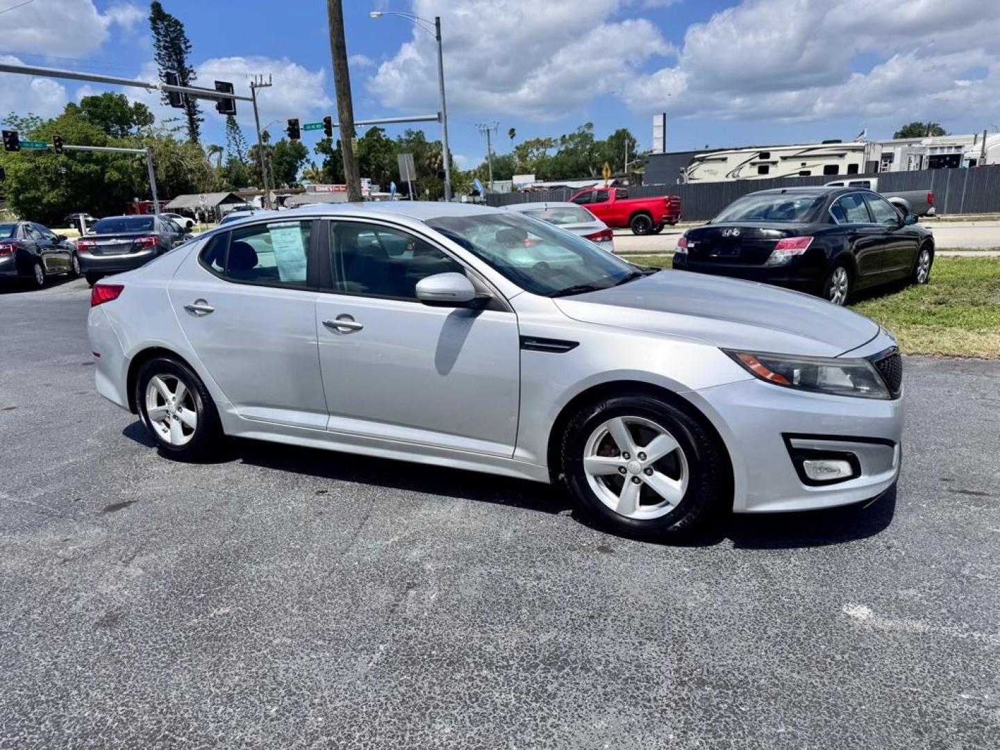 2014 SILVER KIA OPTIMA LX (5XXGM4A75EG) with an 2.4L engine, Automatic transmission, located at 2929 9th St. West, Bradenton, 34205, (941) 242-2810, 27.473591, -82.570679 - Photo#0