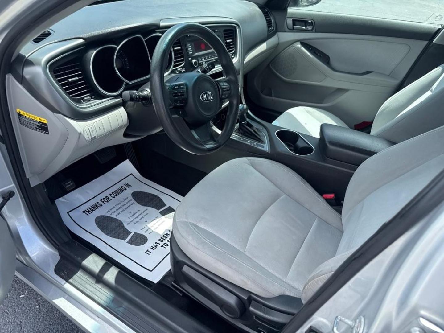 2014 SILVER KIA OPTIMA LX (5XXGM4A75EG) with an 2.4L engine, Automatic transmission, located at 2929 9th St. West, Bradenton, 34205, (941) 242-2810, 27.473591, -82.570679 - Photo#8
