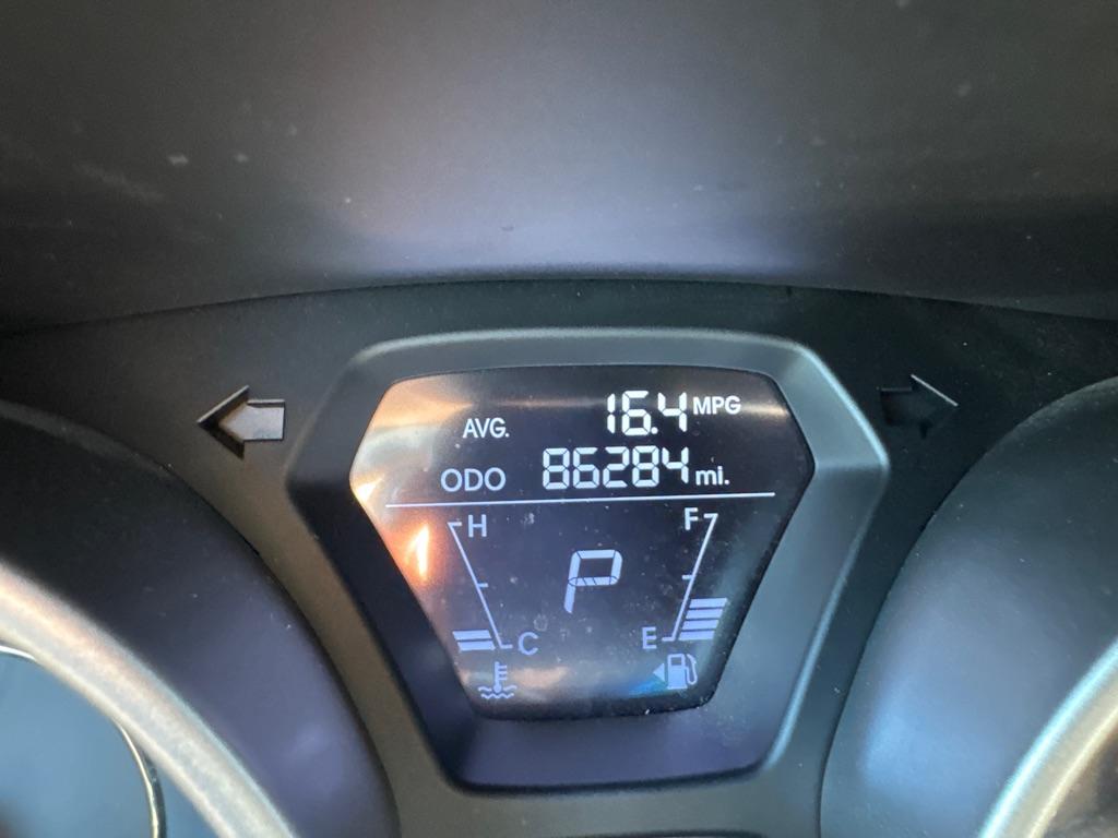 2012 SILVER HYUNDAI ELANTRA GLS (KMHDH4AE7CU) with an 1.8L engine, Automatic transmission, located at 2929 9th St. West, Bradenton, 34205, (941) 242-2810, 27.473591, -82.570679 - Thanks for inquring into DriveNation USA! All vehicles listed can be viewed at www.drivenationusa.com for vehicle history reports and additonal info. We cannot quote any terms such as down payments or monthly payments without an application. You can apply directly at www.drivenationusa.com or by con - Photo#10