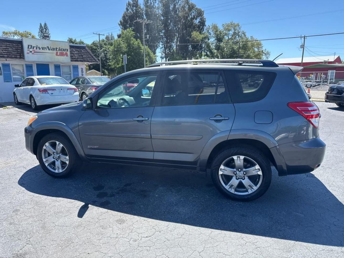 2011 GRAY TOYOTA RAV4 SPORT (JTMWF4DV4B5) with an 2.5L engine, Automatic transmission, located at 2929 9th St. West, Bradenton, 34205, (941) 242-2810, 27.473591, -82.570679 - Thanks for inquring into DriveNation USA! All vehicles listed can be viewed at www.drivenationusa.com for vehicle history reports and additonal info. We cannot quote any terms such as down payments or monthly payments without an application. You can apply directly at www.drivenationusa.com or by con - Photo#4