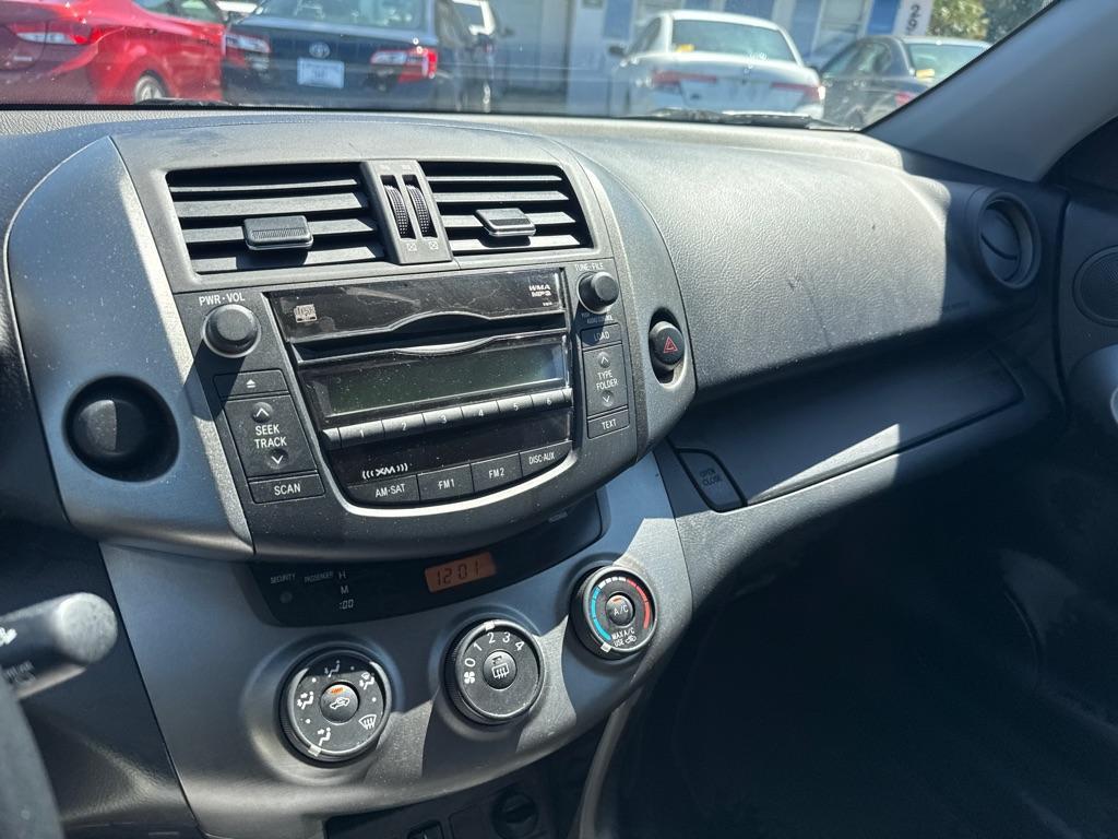 2011 GRAY TOYOTA RAV4 SPORT (JTMWF4DV4B5) with an 2.5L engine, Automatic transmission, located at 2929 9th St. West, Bradenton, 34205, (941) 242-2810, 27.473591, -82.570679 - Thanks for inquring into DriveNation USA! All vehicles listed can be viewed at www.drivenationusa.com for vehicle history reports and additonal info. We cannot quote any terms such as down payments or monthly payments without an application. You can apply directly at www.drivenationusa.com or by con - Photo#11