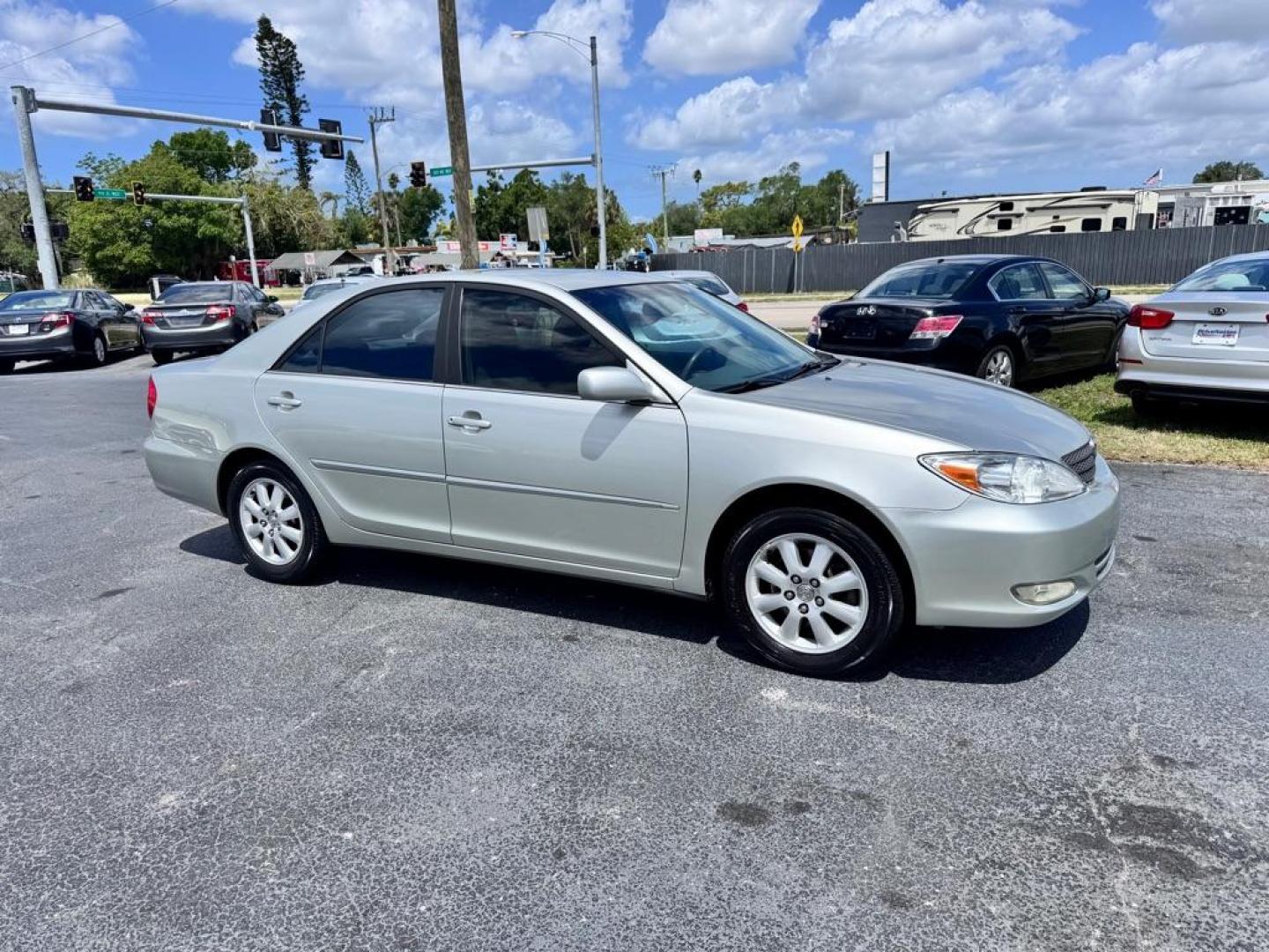 2004 SILVER TOYOTA CAMRY LE (JTDBF30K040) with an 3.0L engine, Automatic transmission, located at 2929 9th St. West, Bradenton, 34205, (941) 242-2810, 27.473591, -82.570679 - Thanks for inquring into DriveNation USA! All vehicles listed can be viewed at www.drivenationusa.com for vehicle history reports and additonal info. We cannot quote any terms such as down payments or monthly payments without an application. You can apply directly at www.drivenationusa.com or by con - Photo#0