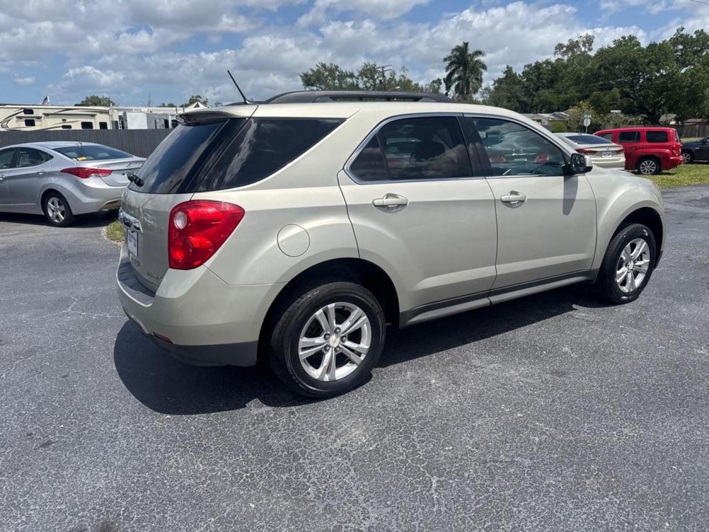 2014 GOLD CHEVROLET EQUINOX LT (2GNALBEKXE6) with an 2.4L engine, Automatic transmission, located at 2929 9th St. West, Bradenton, 34205, (941) 242-2810, 27.473591, -82.570679 - Thanks for inquring into DriveNation USA! All vehicles listed can be viewed at www.drivenationusa.com for vehicle history reports and additonal info. We cannot quote any terms such as down payments or monthly payments without an application. You can apply directly at www.drivenationusa.com or by con - Photo#7
