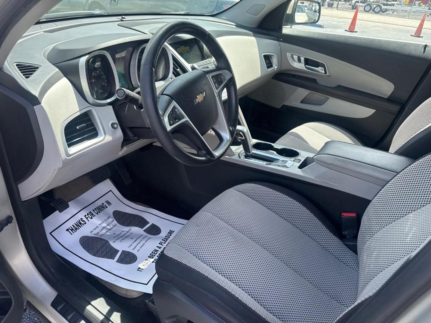 2014 GOLD CHEVROLET EQUINOX LT (2GNALBEKXE6) with an 2.4L engine, Automatic transmission, located at 2929 9th St. West, Bradenton, 34205, (941) 242-2810, 27.473591, -82.570679 - Thanks for inquring into DriveNation USA! All vehicles listed can be viewed at www.drivenationusa.com for vehicle history reports and additonal info. We cannot quote any terms such as down payments or monthly payments without an application. You can apply directly at www.drivenationusa.com or by con - Photo#9