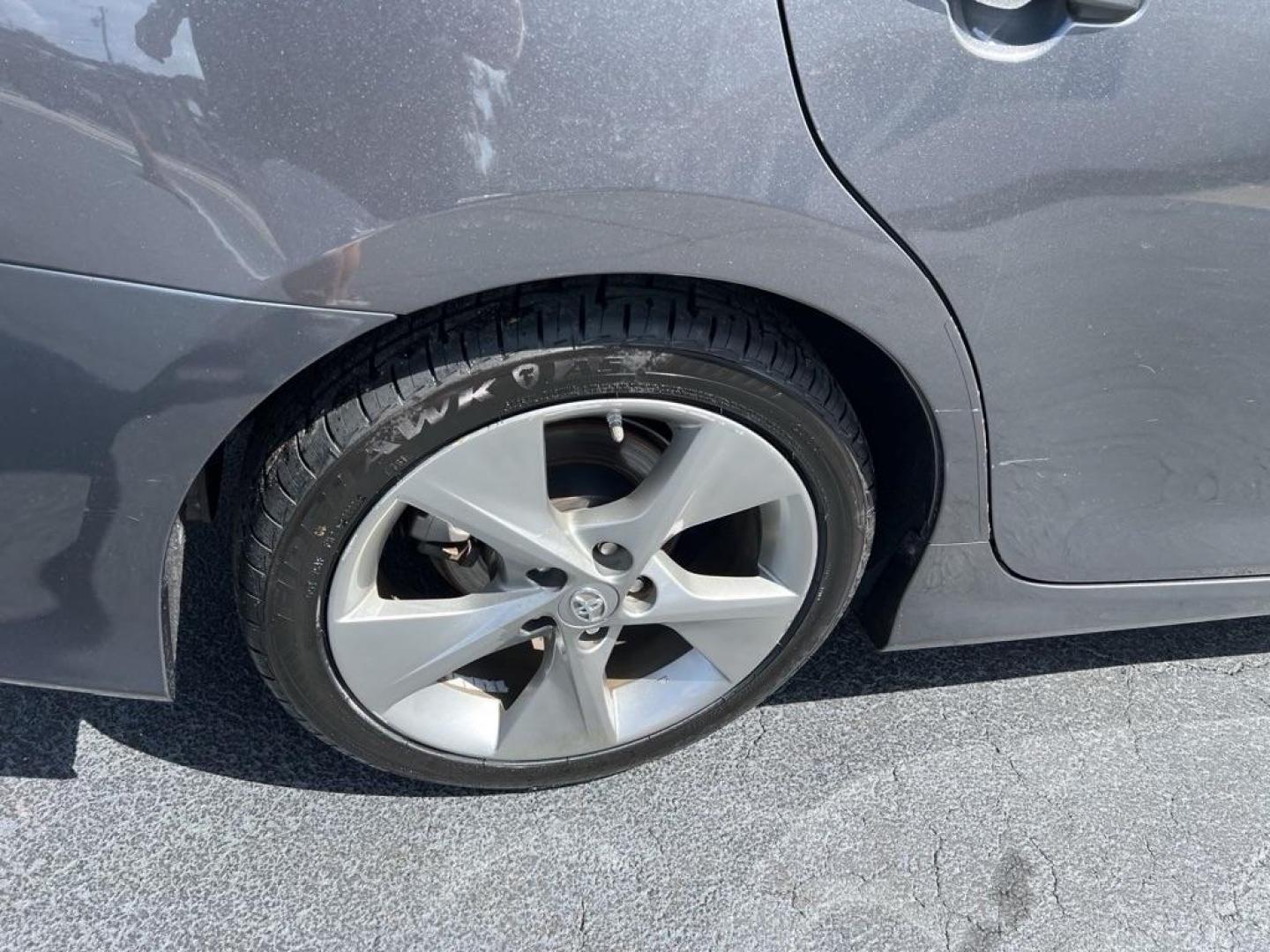 2014 SILVER TOYOTA CAMRY L (4T1BF1FK5EU) with an 2.5L engine, Automatic transmission, located at 2929 9th St. West, Bradenton, 34205, (941) 242-2810, 27.473591, -82.570679 - Thanks for inquring into DriveNation USA! All vehicles listed can be viewed at www.drivenationusa.com for vehicle history reports and additonal info. We cannot quote any terms such as down payments or monthly payments without an application. You can apply directly at www.drivenationusa.com or by con - Photo#10