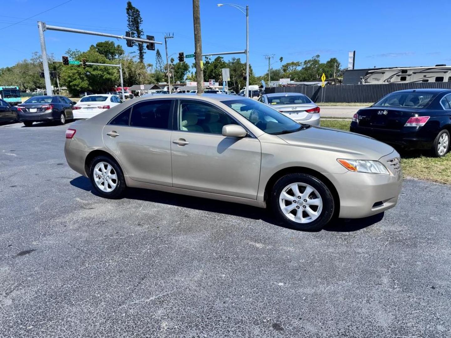 2007 TAN TOYOTA CAMRY LE (4T1BE46K07U) with an 2.4L engine, Automatic transmission, located at 2929 9th St. West, Bradenton, 34205, (941) 242-2810, 27.473591, -82.570679 - Thanks for inquring into DriveNation USA! All vehicles listed can be viewed at www.drivenationusa.com for vehicle history reports and additonal info. We cannot quote any terms such as down payments or monthly payments without an application. You can apply directly at www.drivenationusa.com or by con - Photo#1