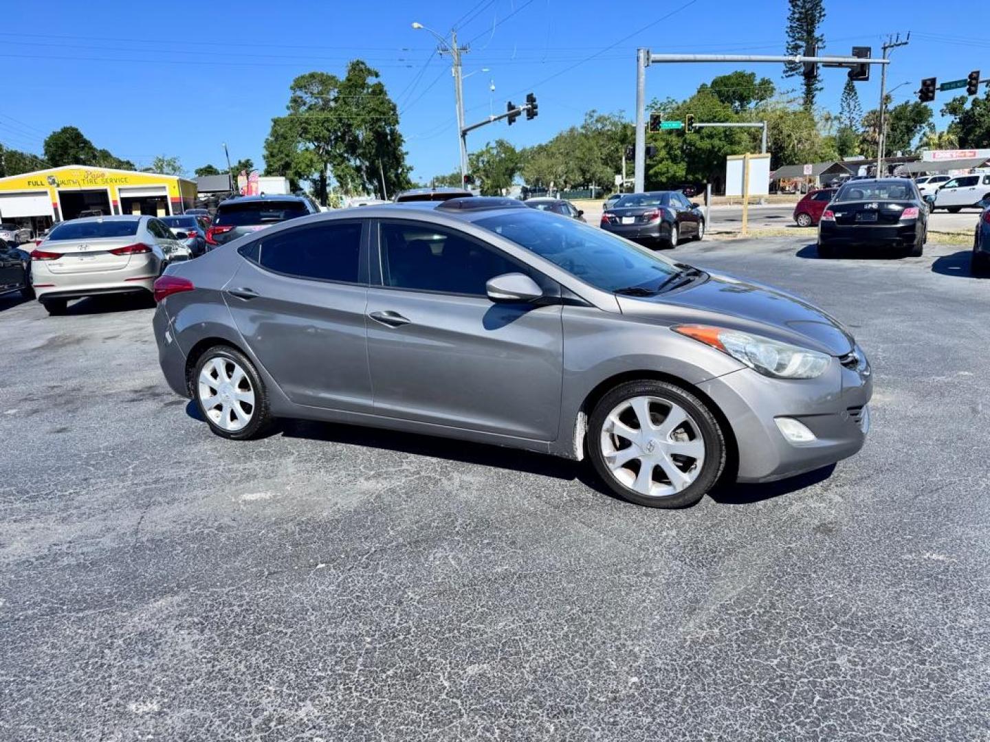 2013 GRAY HYUNDAI ELANTRA GLS (5NPDH4AE9DH) with an 1.8L engine, Automatic transmission, located at 2929 9th St. West, Bradenton, 34205, (941) 242-2810, 27.473591, -82.570679 - Photo#1