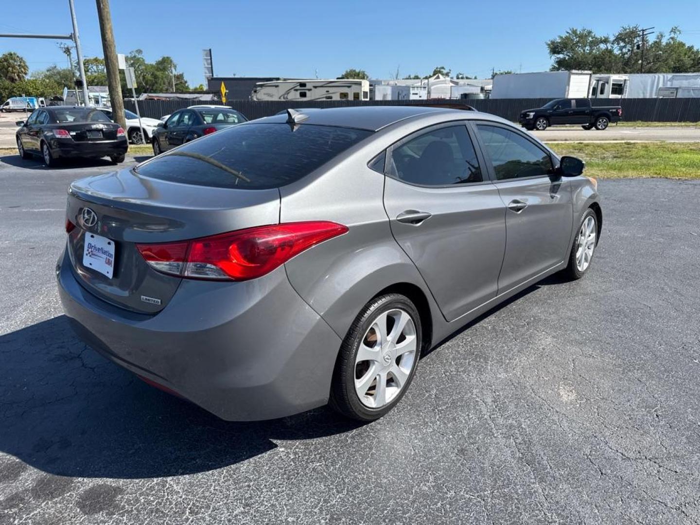 2013 GRAY HYUNDAI ELANTRA GLS (5NPDH4AE9DH) with an 1.8L engine, Automatic transmission, located at 2929 9th St. West, Bradenton, 34205, (941) 242-2810, 27.473591, -82.570679 - Photo#8