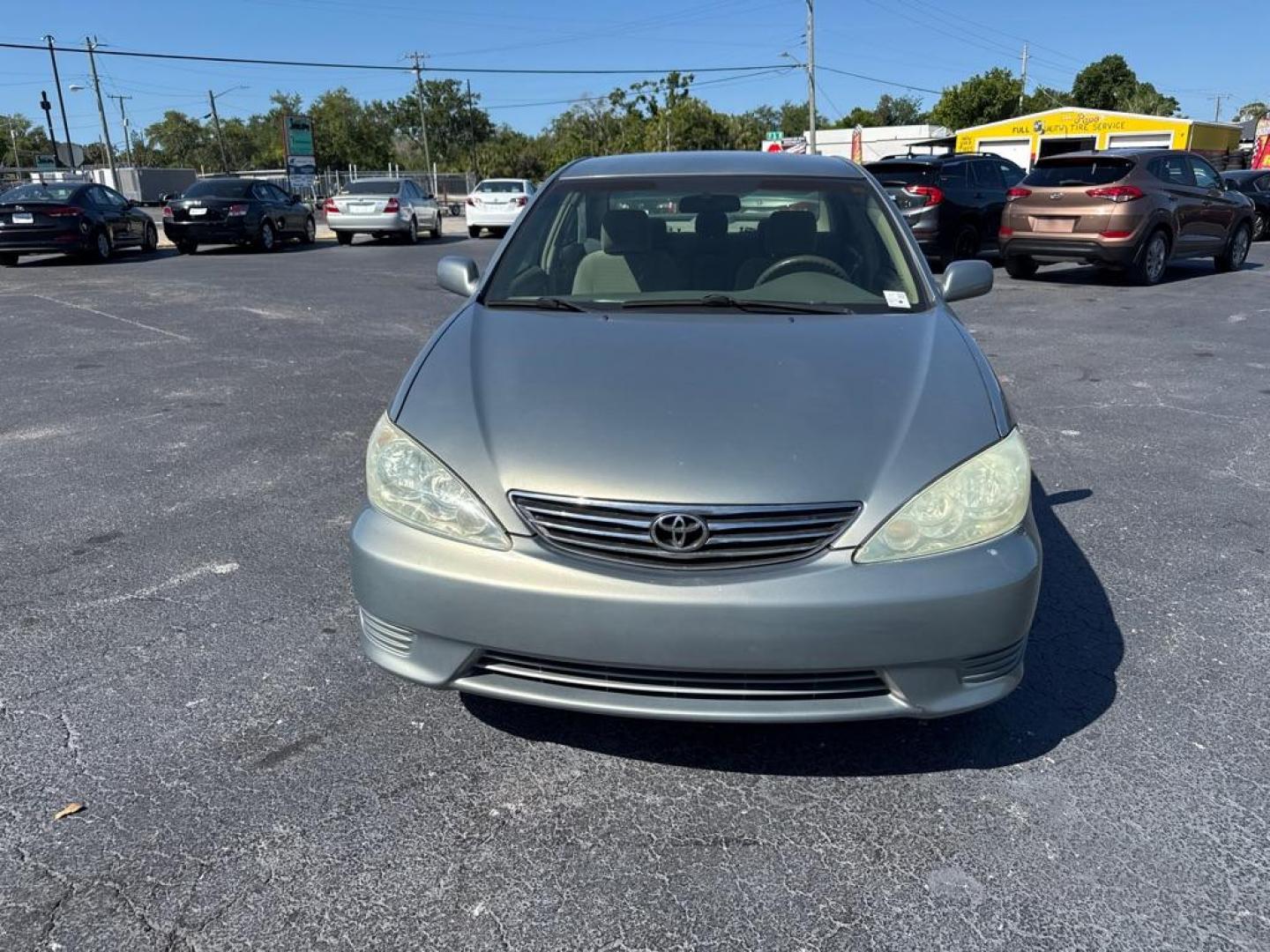 2005 GREEN TOYOTA CAMRY LE (4T1BE32KX5U) with an 2.4L engine, Automatic transmission, located at 2929 9th St. West, Bradenton, 34205, (941) 242-2810, 27.473591, -82.570679 - Thanks for inquring into DriveNation USA! All vehicles listed can be viewed at www.drivenationusa.com for vehicle history reports and additonal info. We cannot quote any terms such as down payments or monthly payments without an application. You can apply directly at www.drivenationusa.com or by con - Photo#2