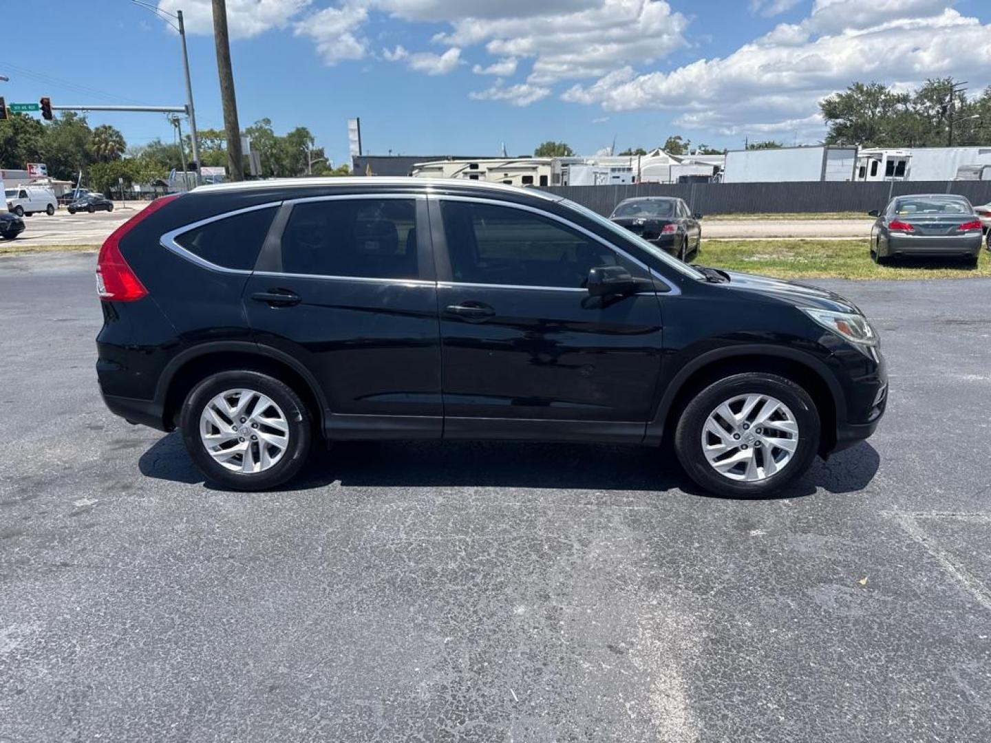 2016 BLACK HONDA CR-V EXL (2HKRM3H72GH) with an 2.4L engine, Continuously Variable transmission, located at 2929 9th St. West, Bradenton, 34205, (941) 242-2810, 27.473591, -82.570679 - Thanks for inquring into DriveNation USA! All vehicles listed can be viewed at www.drivenationusa.com for vehicle history reports and additonal info. We cannot quote any terms such as down payments or monthly payments without an application. You can apply directly at www.drivenationusa.com or by con - Photo#8